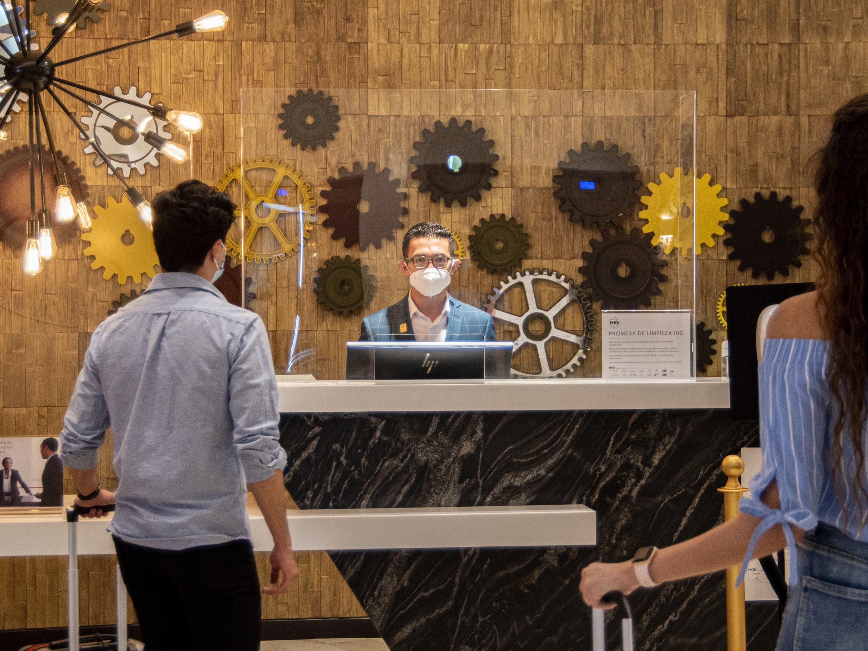 Visita la feria de León y menciona esta publicidad para recibir un descuento especial en tu hospedaje.