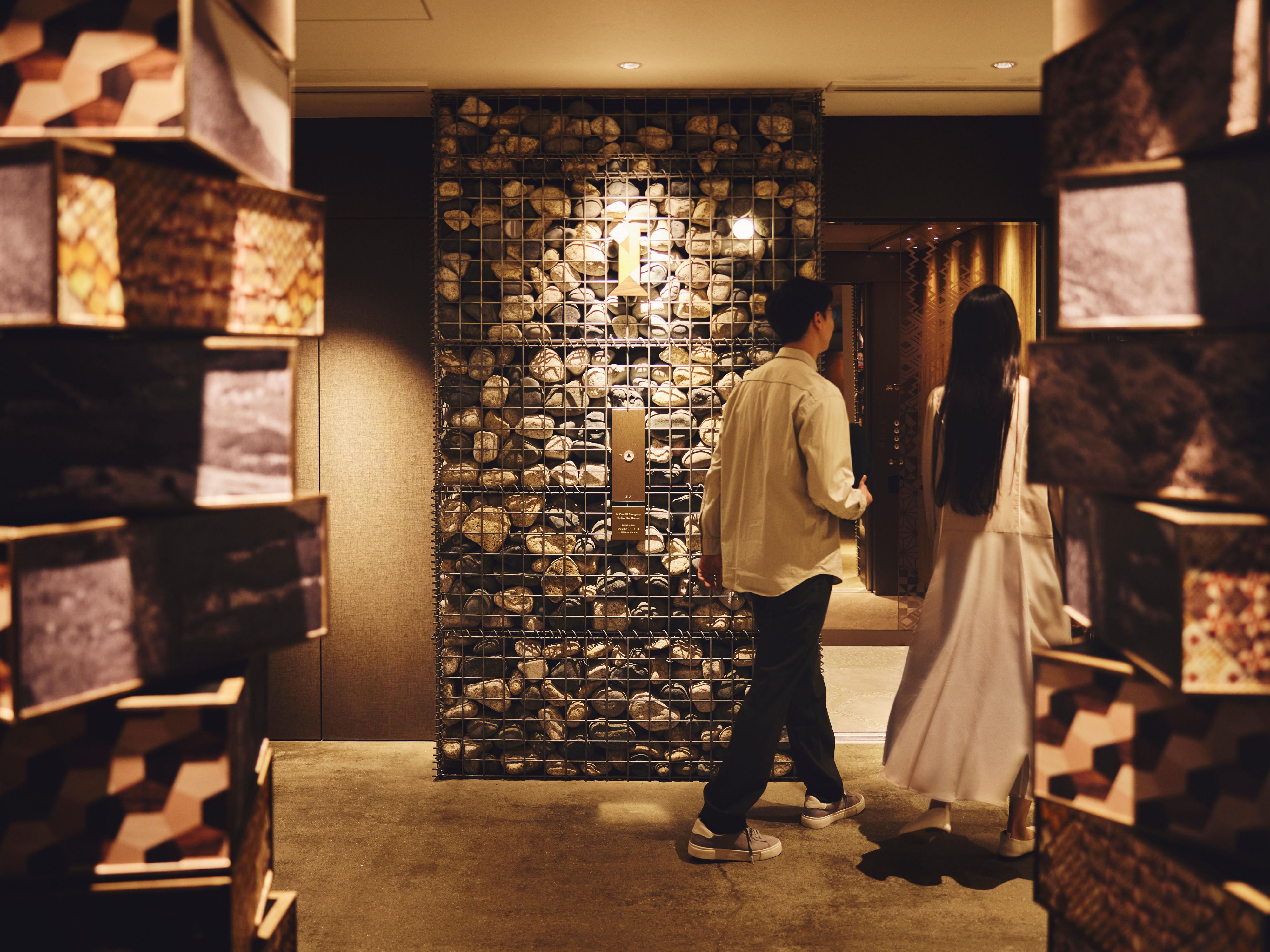 Grand floor lobby