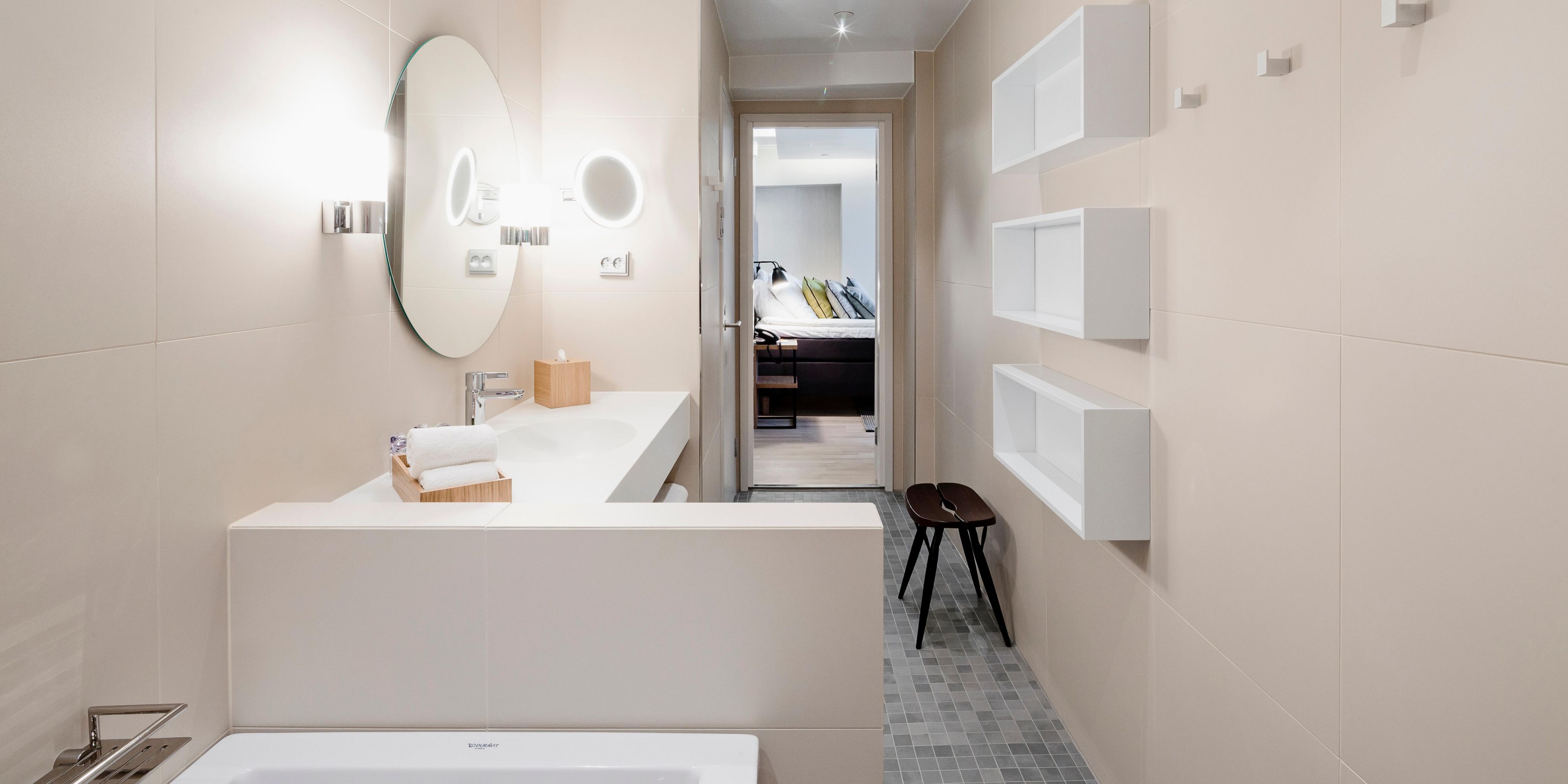 Junior Suite's bathroom with bathtub adds your comfort