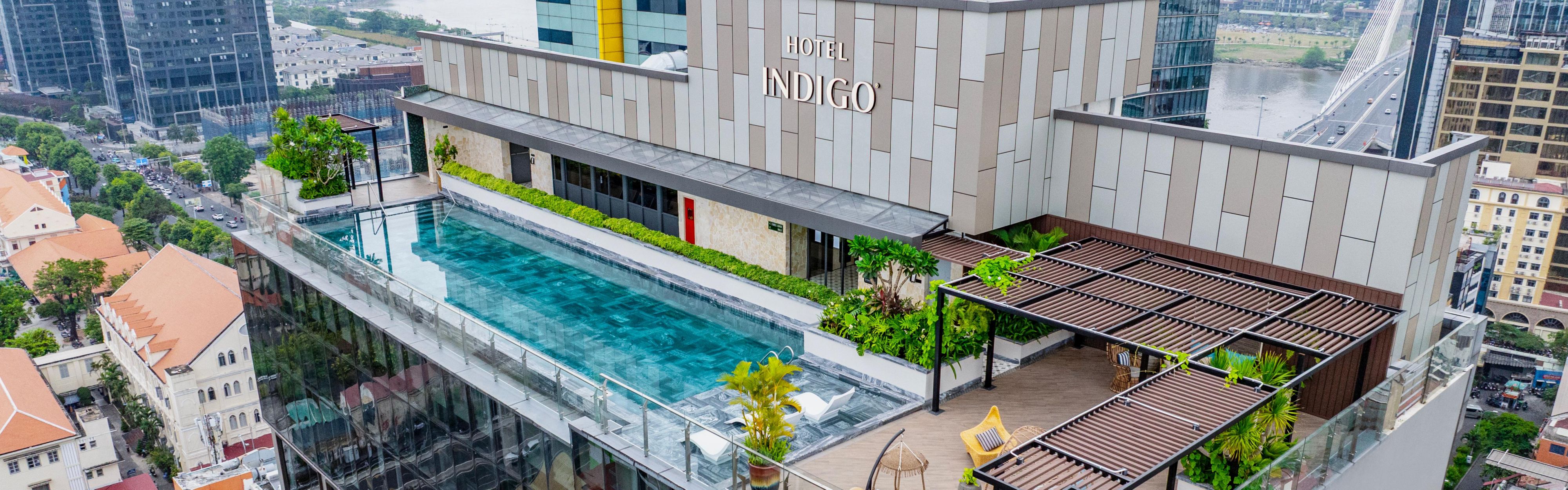 $hotelInfo.mediaDetails.welcomePhotos.primaryPhoto.caption}