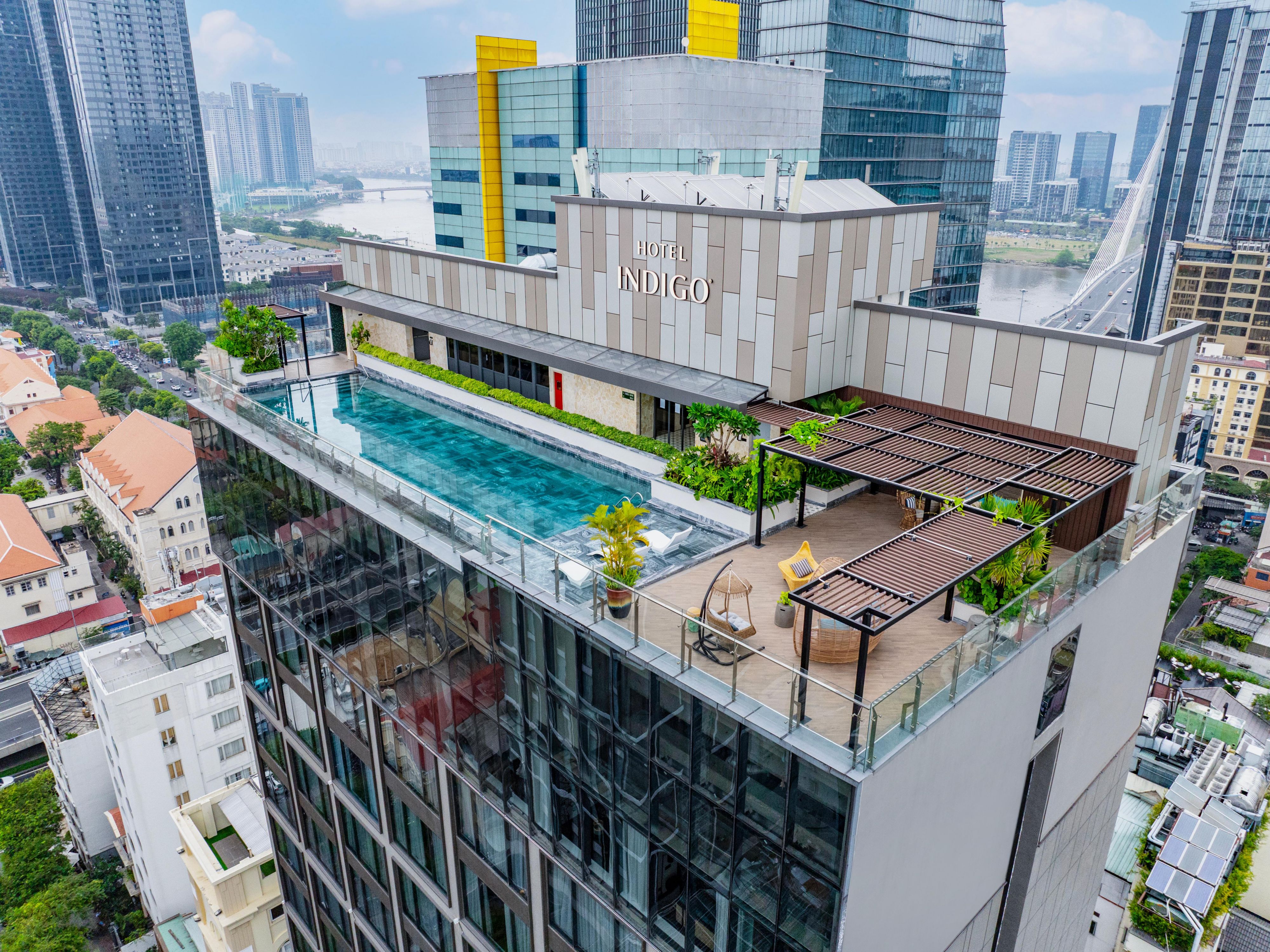 Bathed in daylight, our façade reflects Saigon’s layered stories