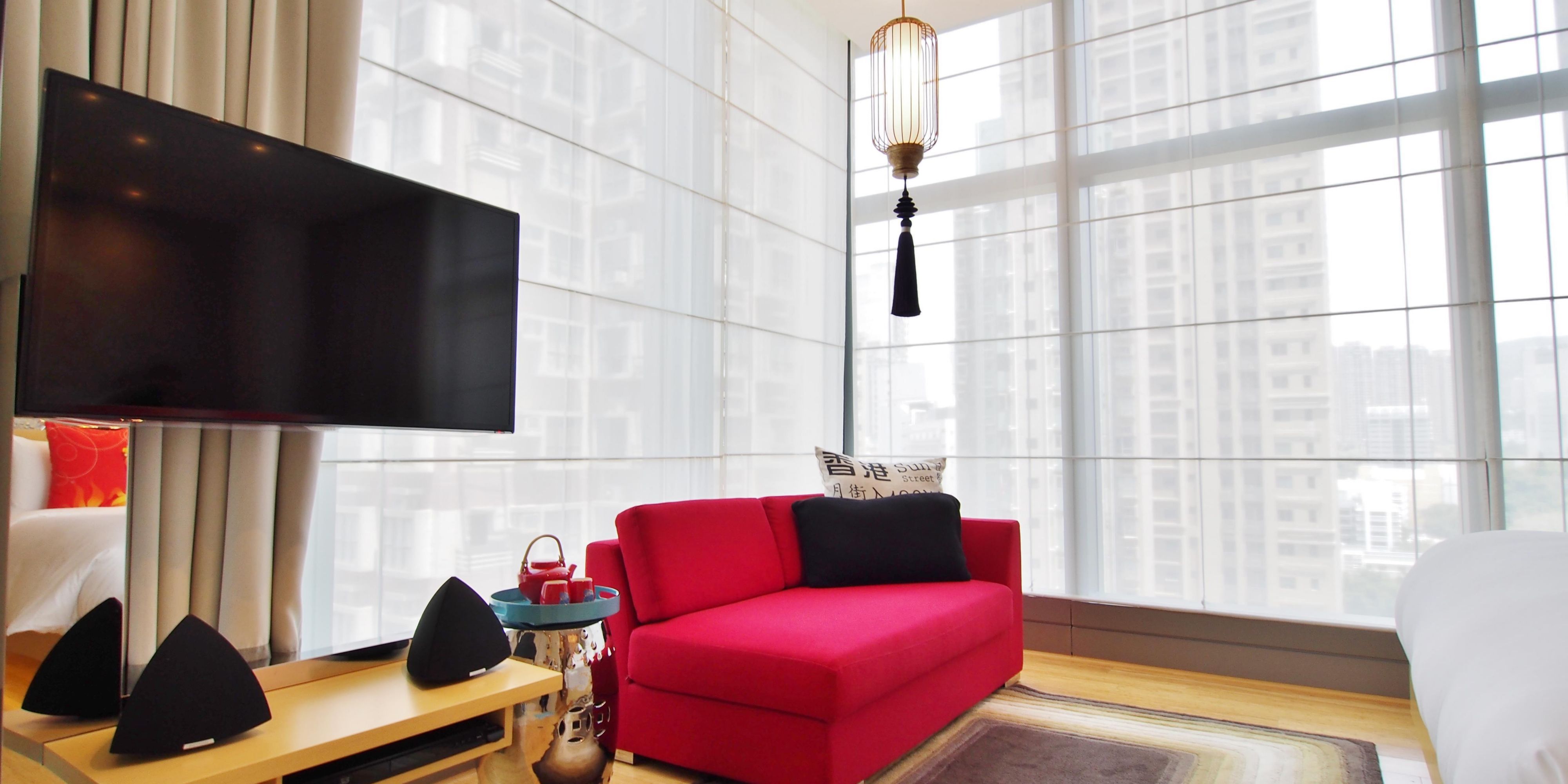 Premium King Bedded Corner Room Looking over Tai Yuen Street