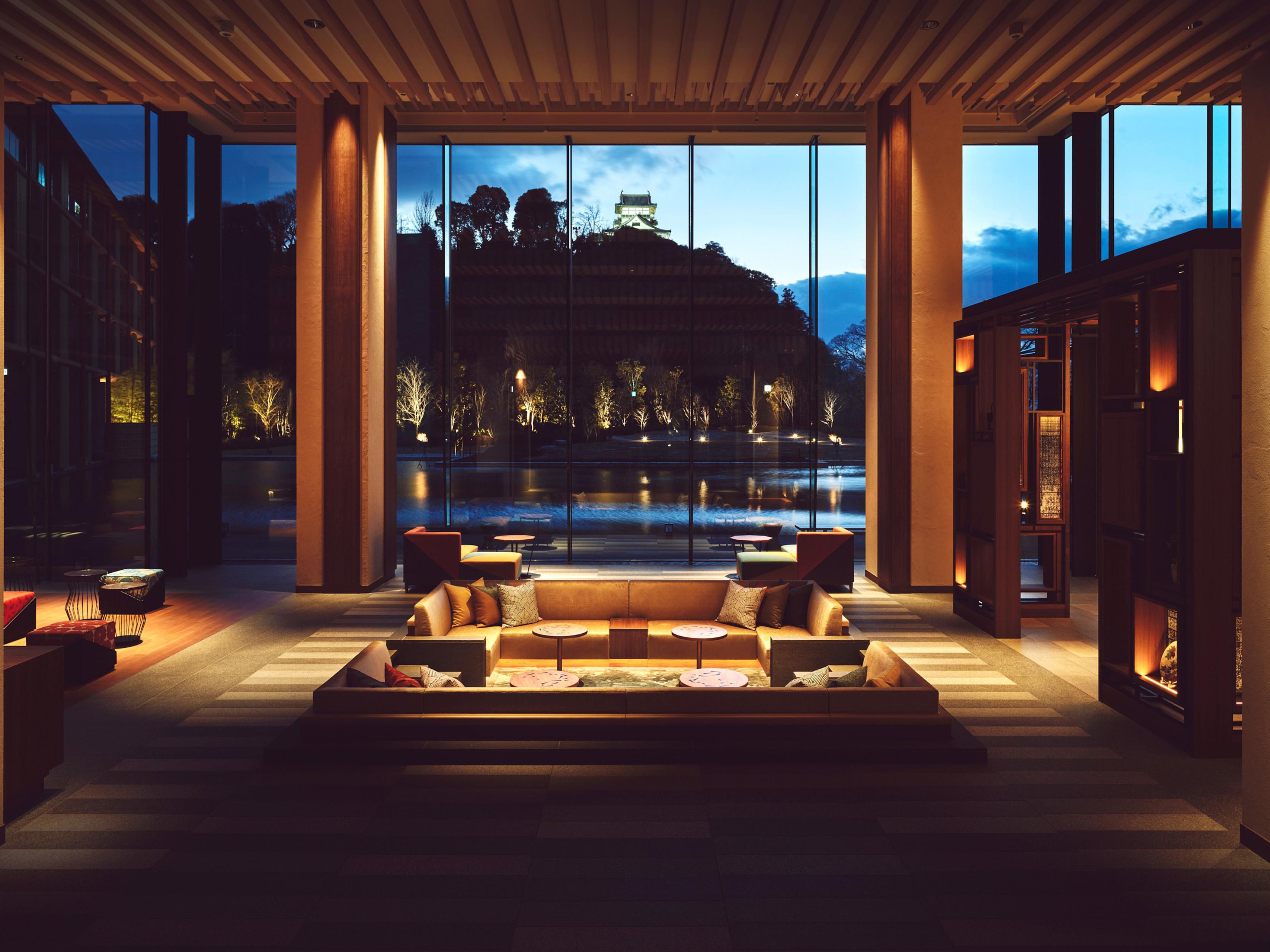 Lobby (Night)