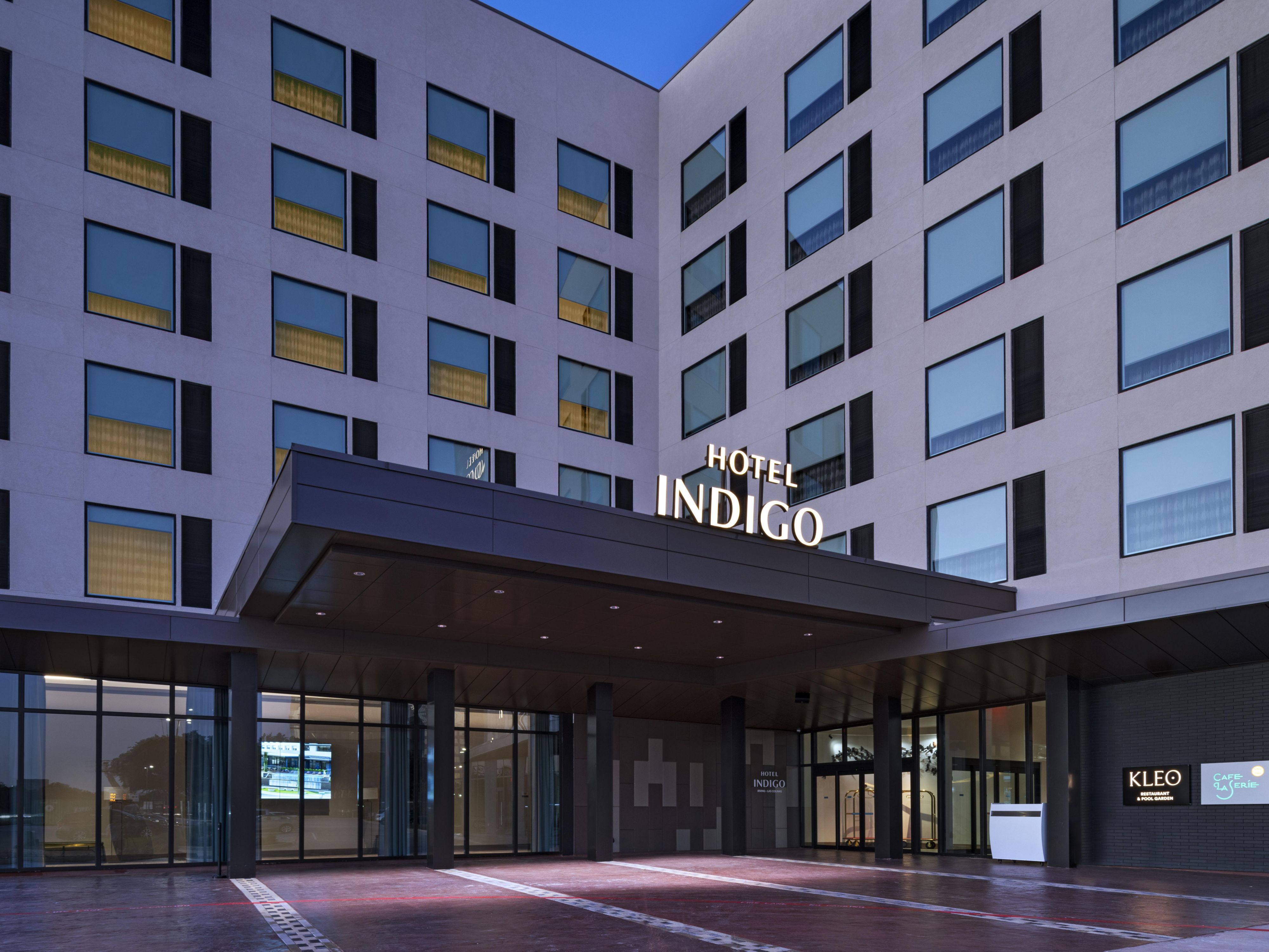 Hotel Exterior Entrance from Parking Lot