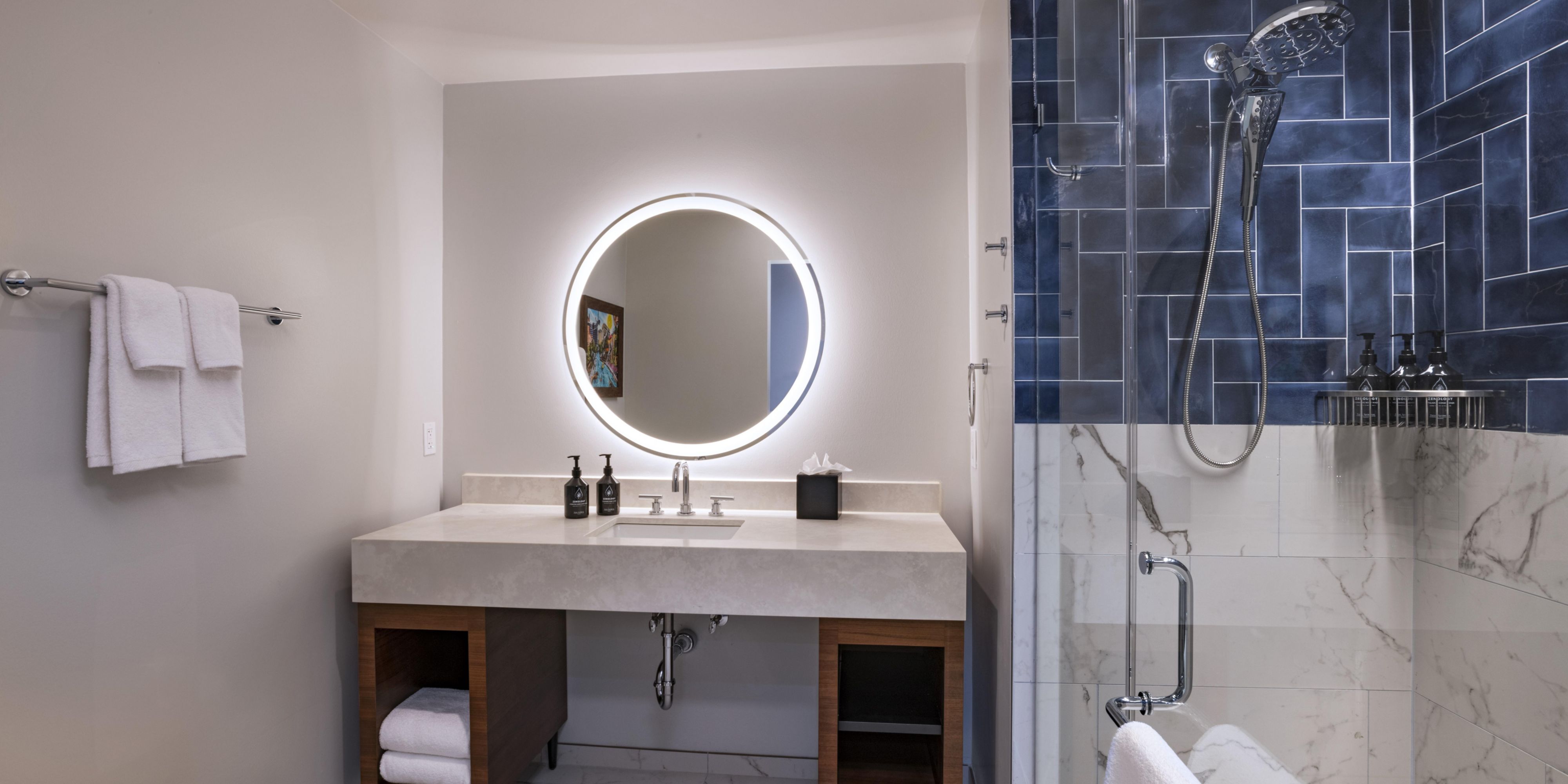 Guestroom Restroom