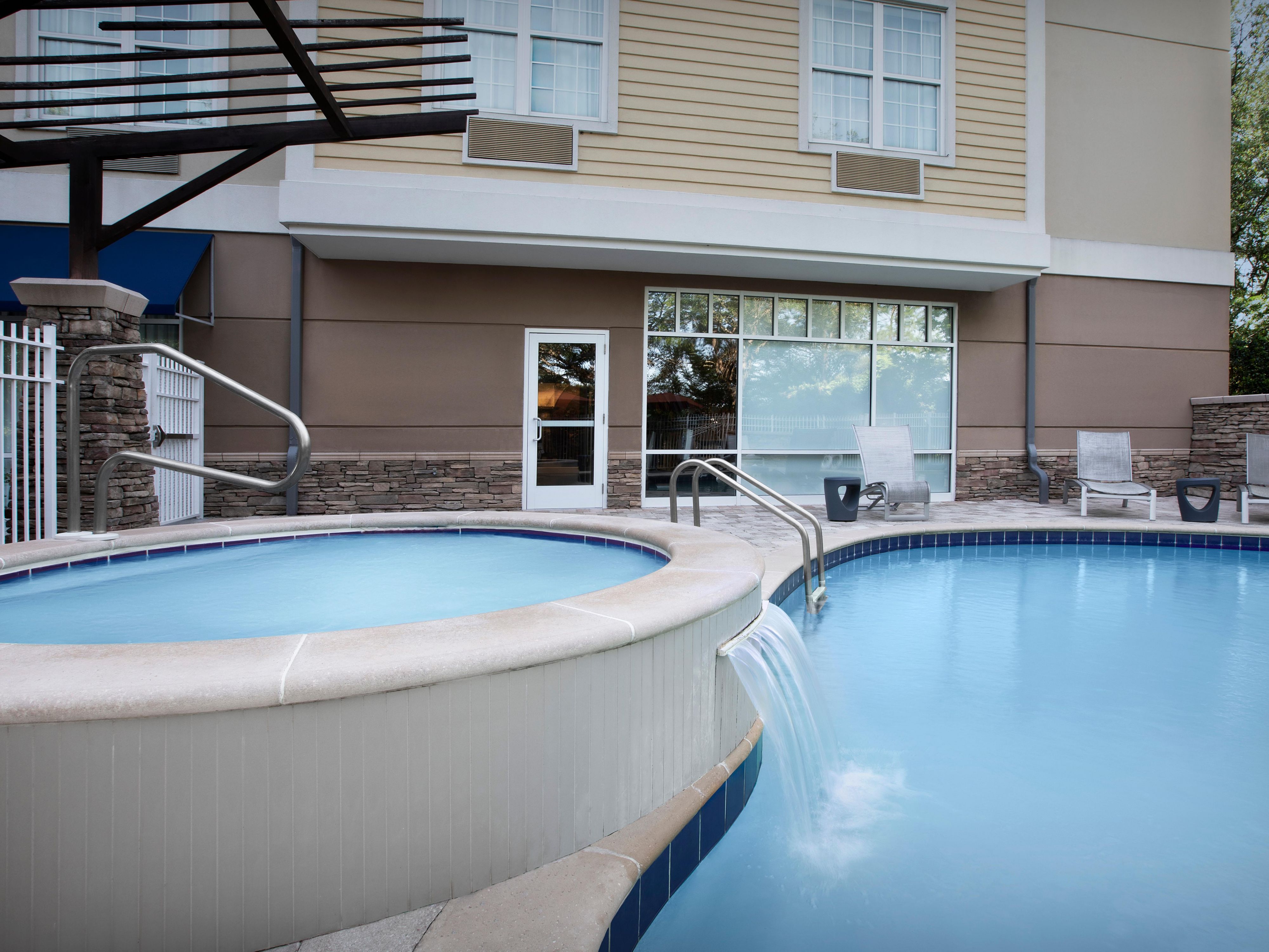 Hotel Indigo Jacksonville Deerwood Park outdoor pool in Florida.