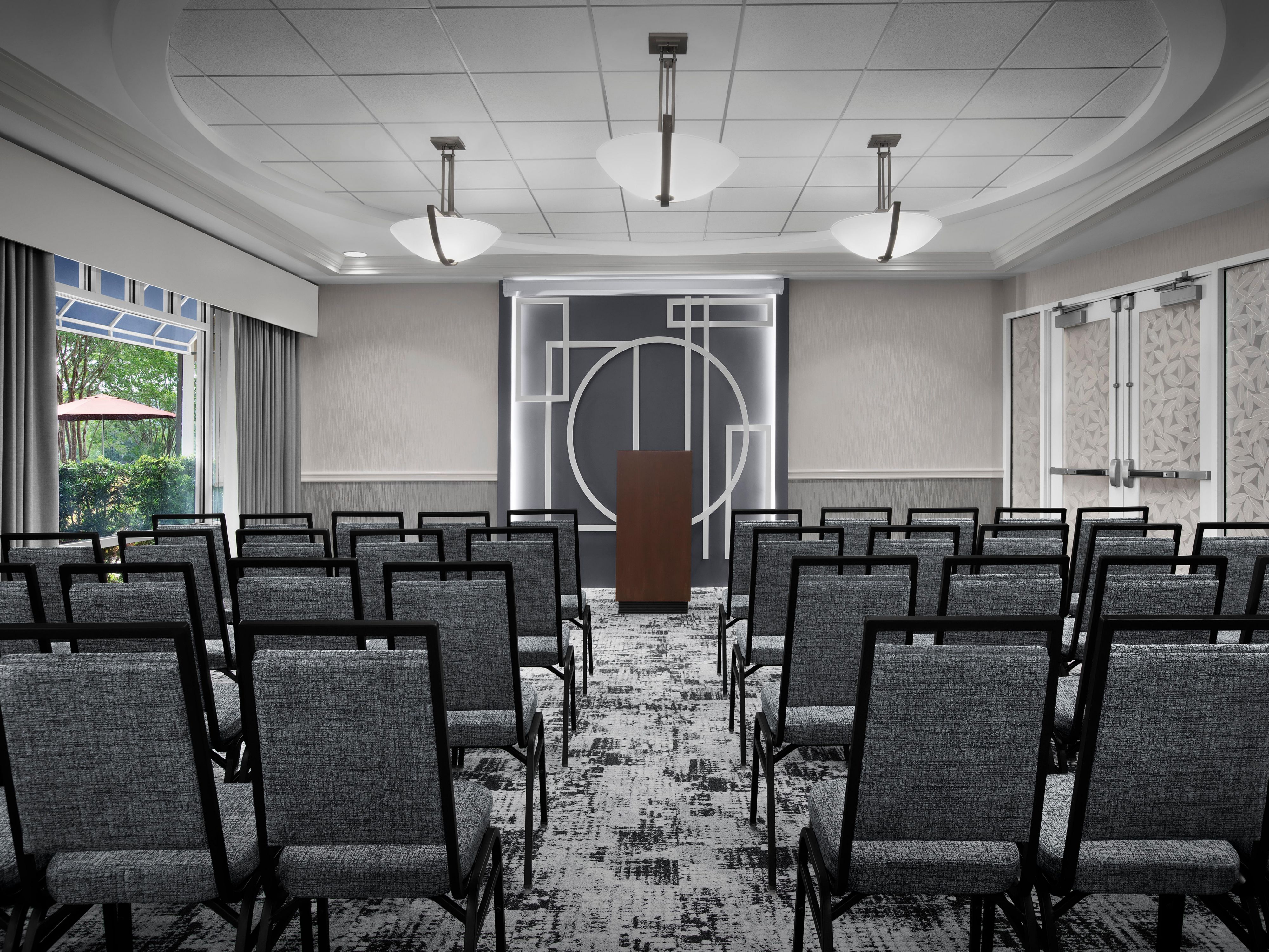 Bright, spacious event space for meetings in Jacksonville FL.