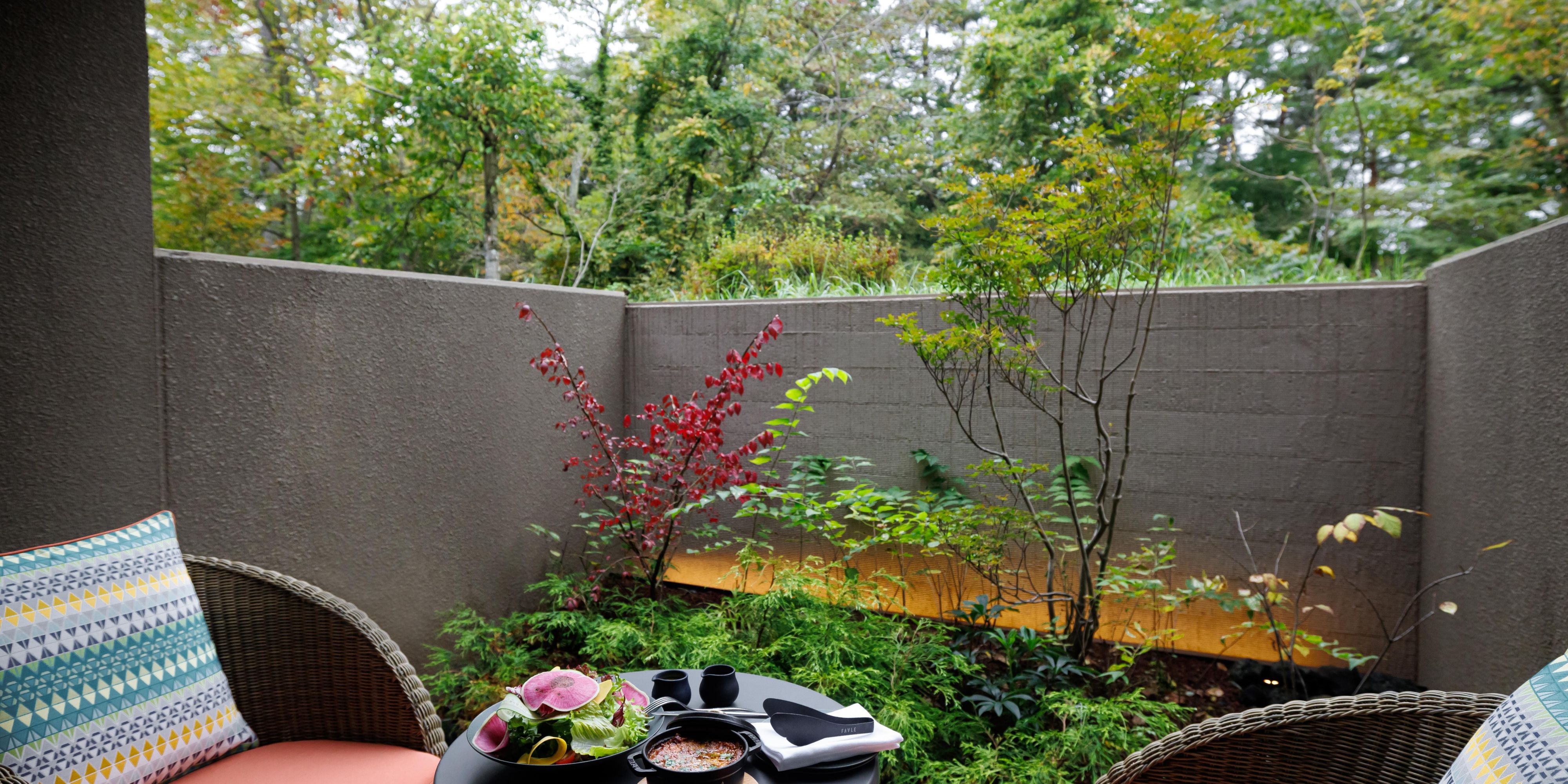 Standard Private Garden 