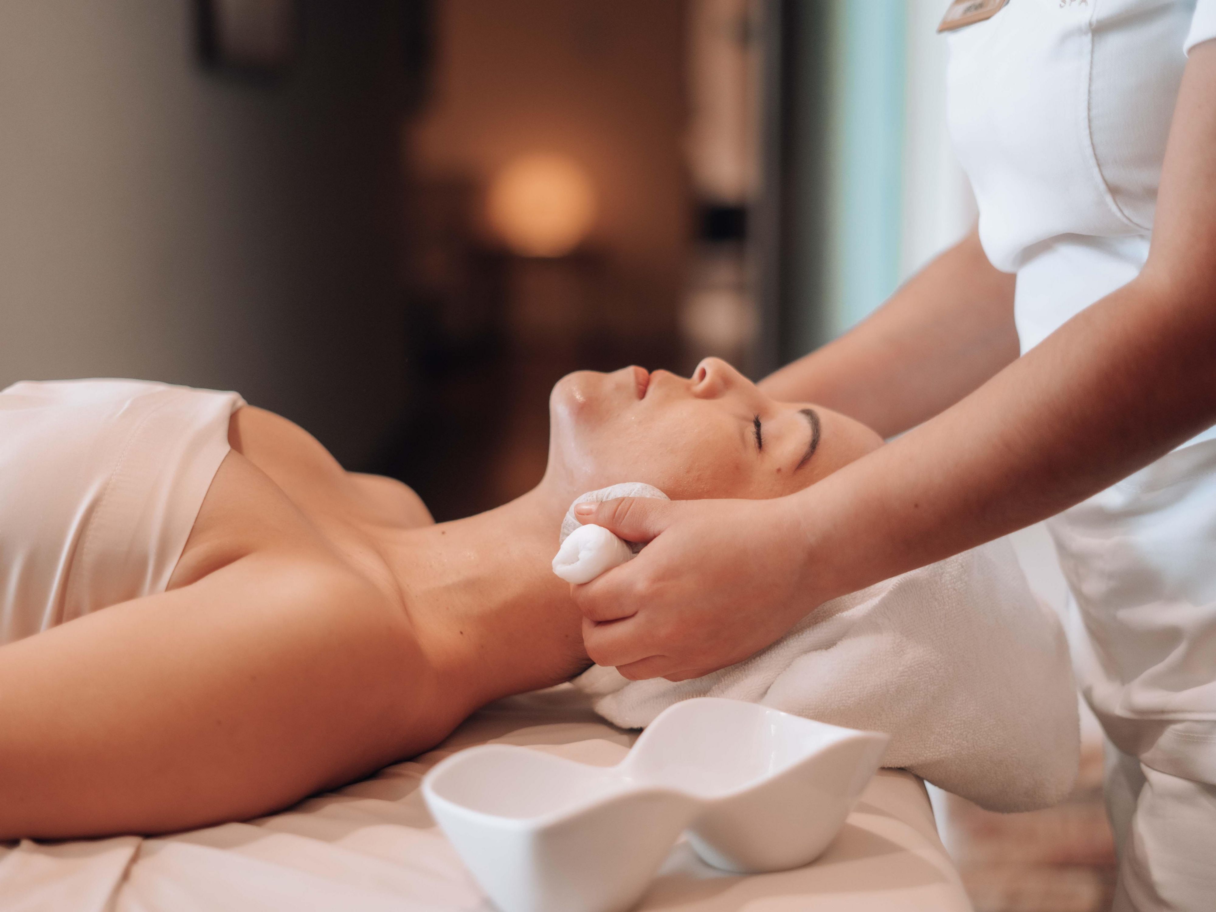 Embark on your wellness journey at Espíritu Spa and indulge in multiple treatments for ultimate relaxation. Take advantage of the Spa package including:
2-night, 3-day stay for 2 in a standard room
2 80-minute ritual massages
Welcome drinks
American breakfast for 2
Restrictions apply