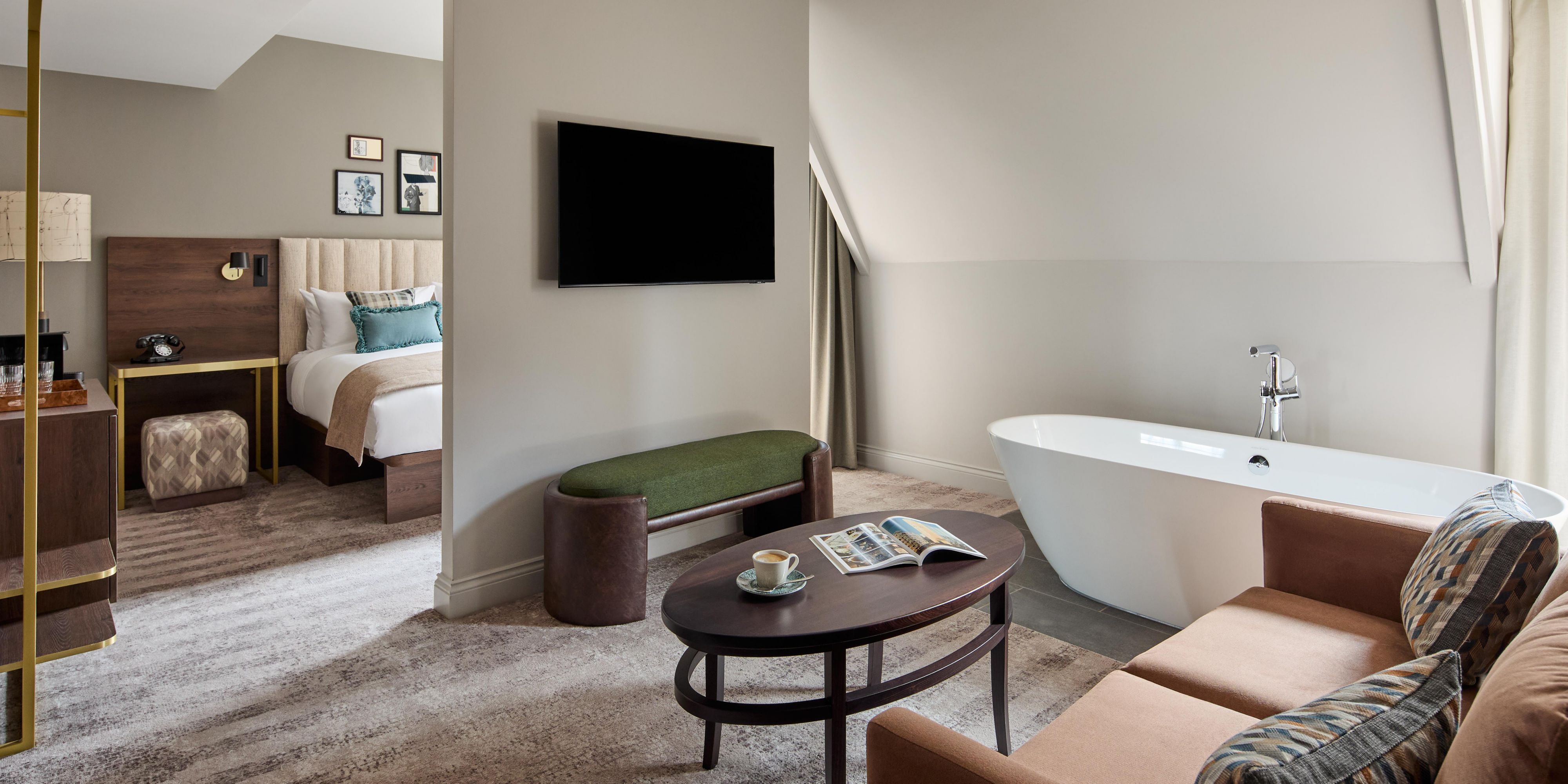 One bedroom suite with freestanding bath