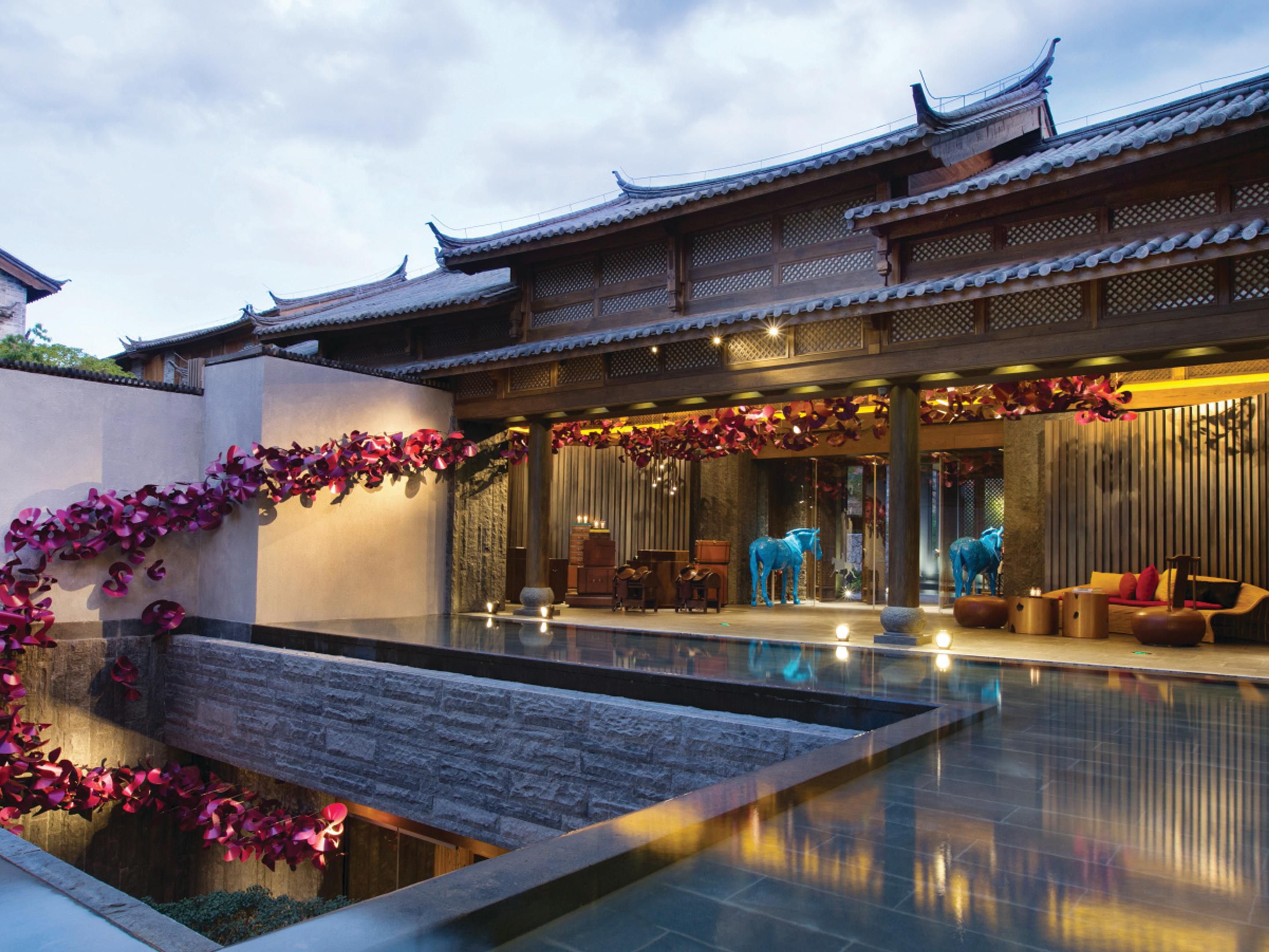 Hotel Feature