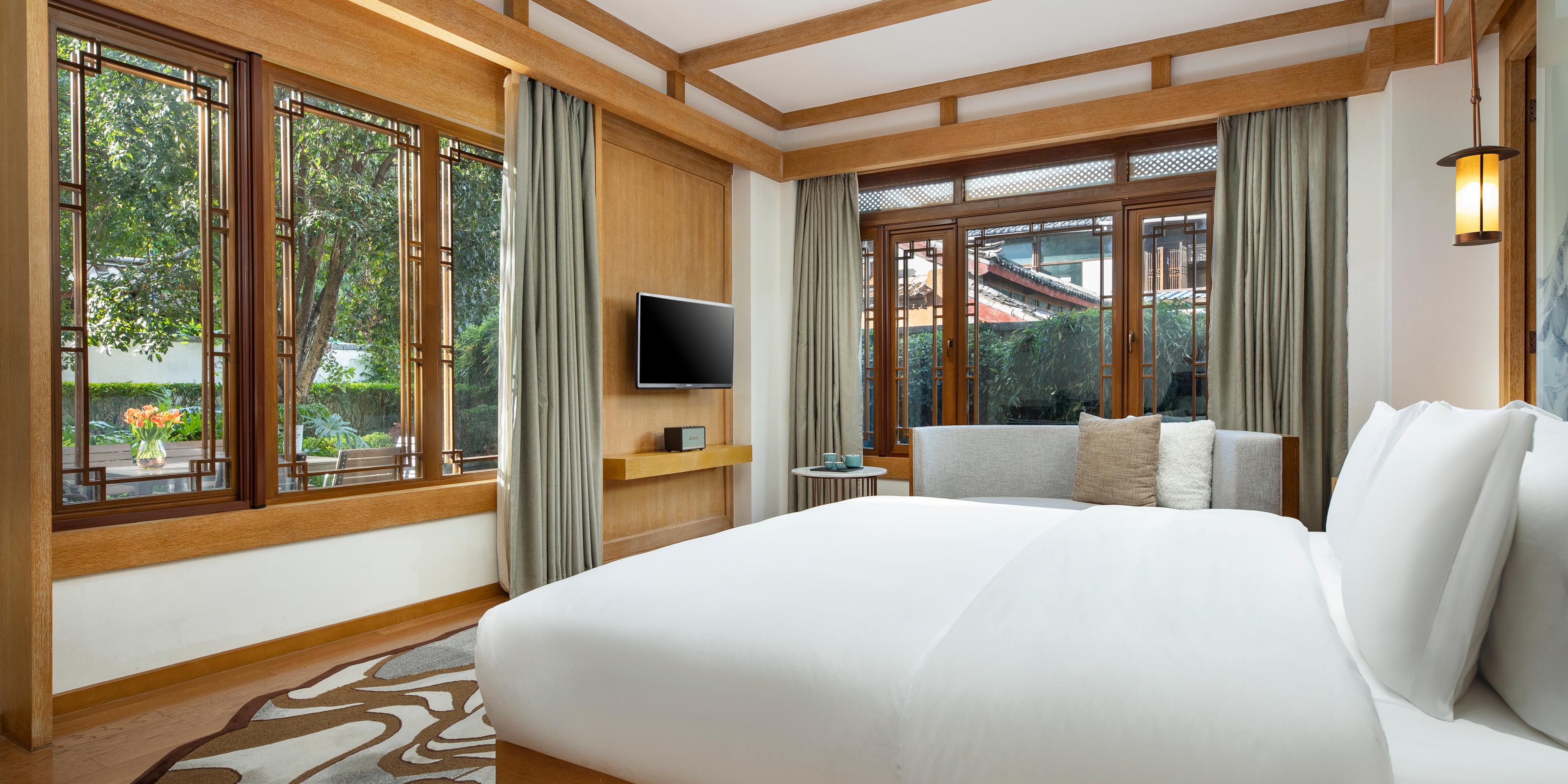 	1 King Bed Premium