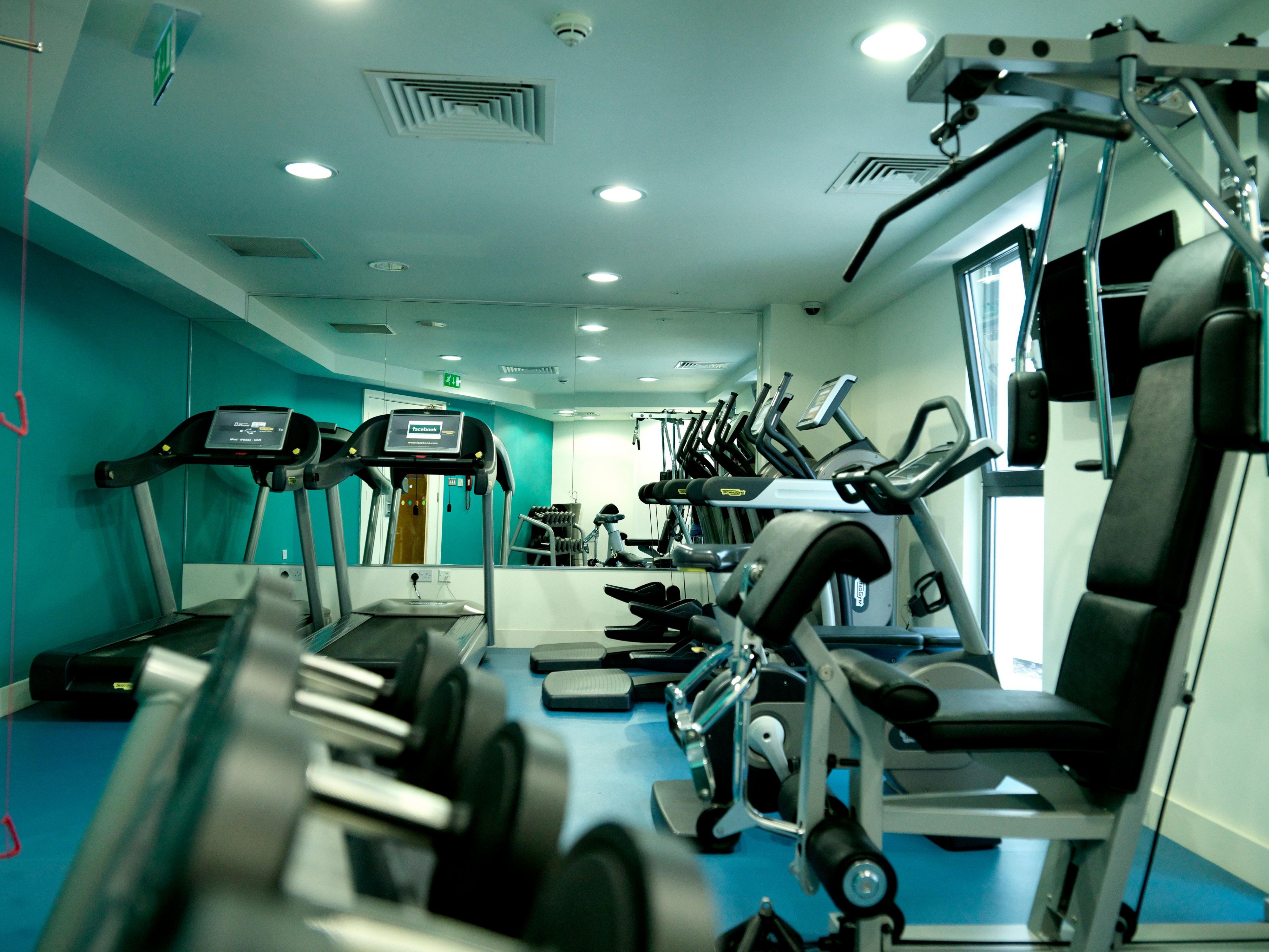 Maintaining your routine while travelling is important, especially when you're short on time and on the go. We get it. The right workout - right when you want it - helps you stay focused, energised and on top of your game. So, recharge and feel ready for anything with our Fitness Centre.