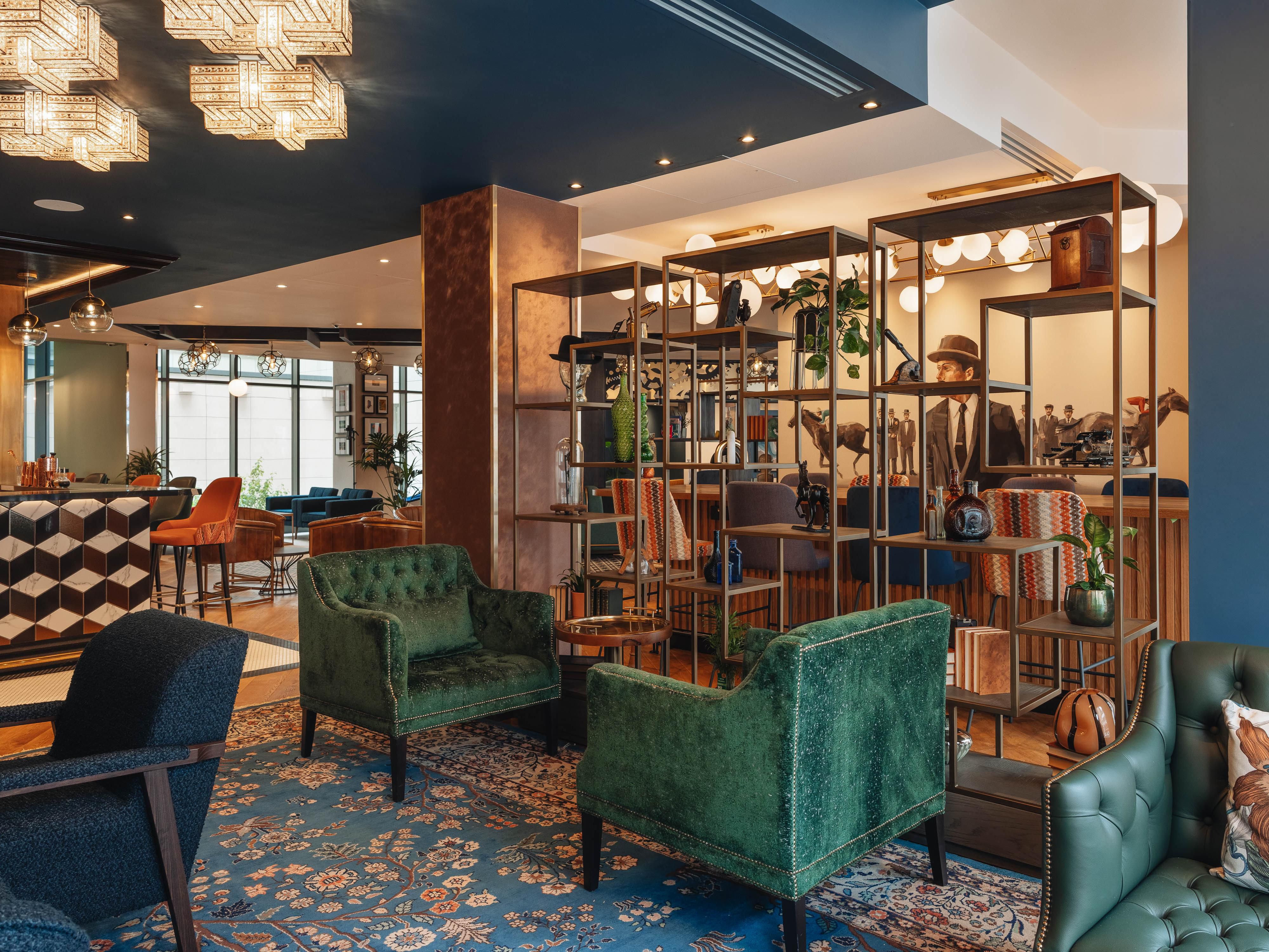 Lounge at Sabini Bar