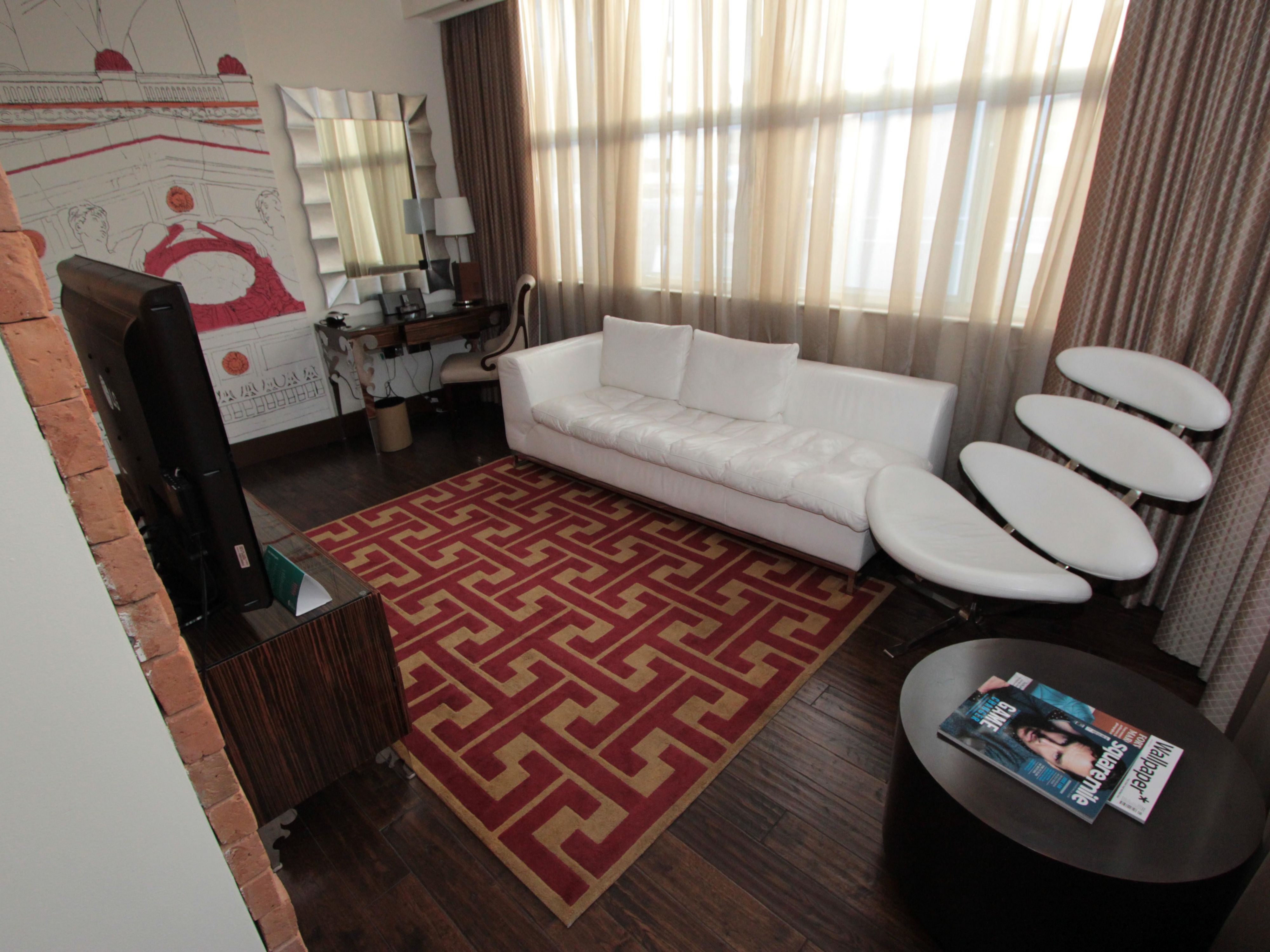 Junior Suite Separate Sitting Area