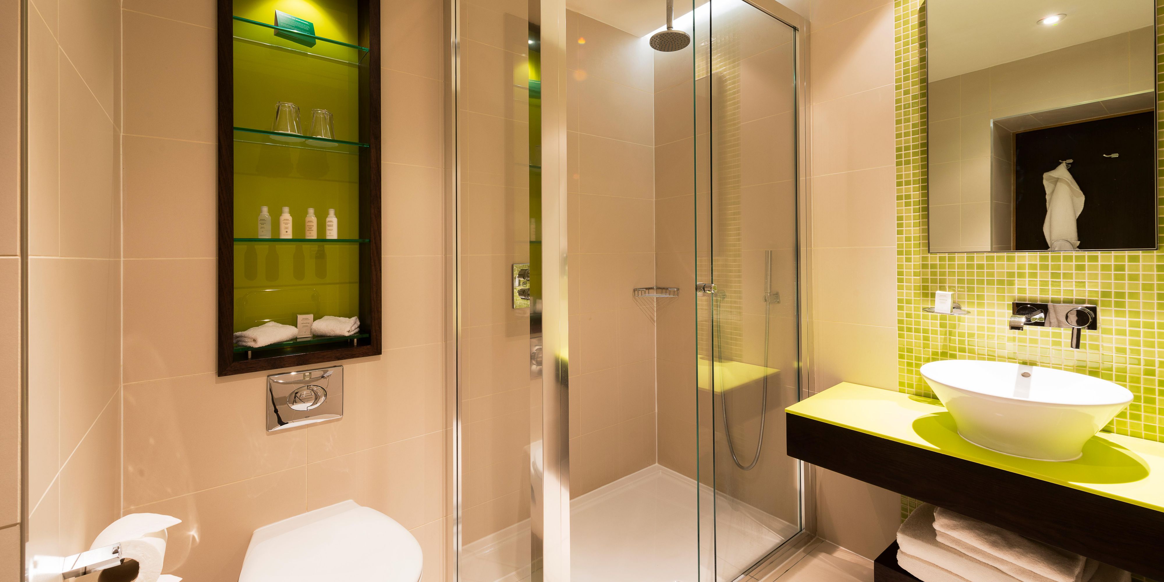 Benefit from fresh, en-suite bathrooms with luxury toiletries