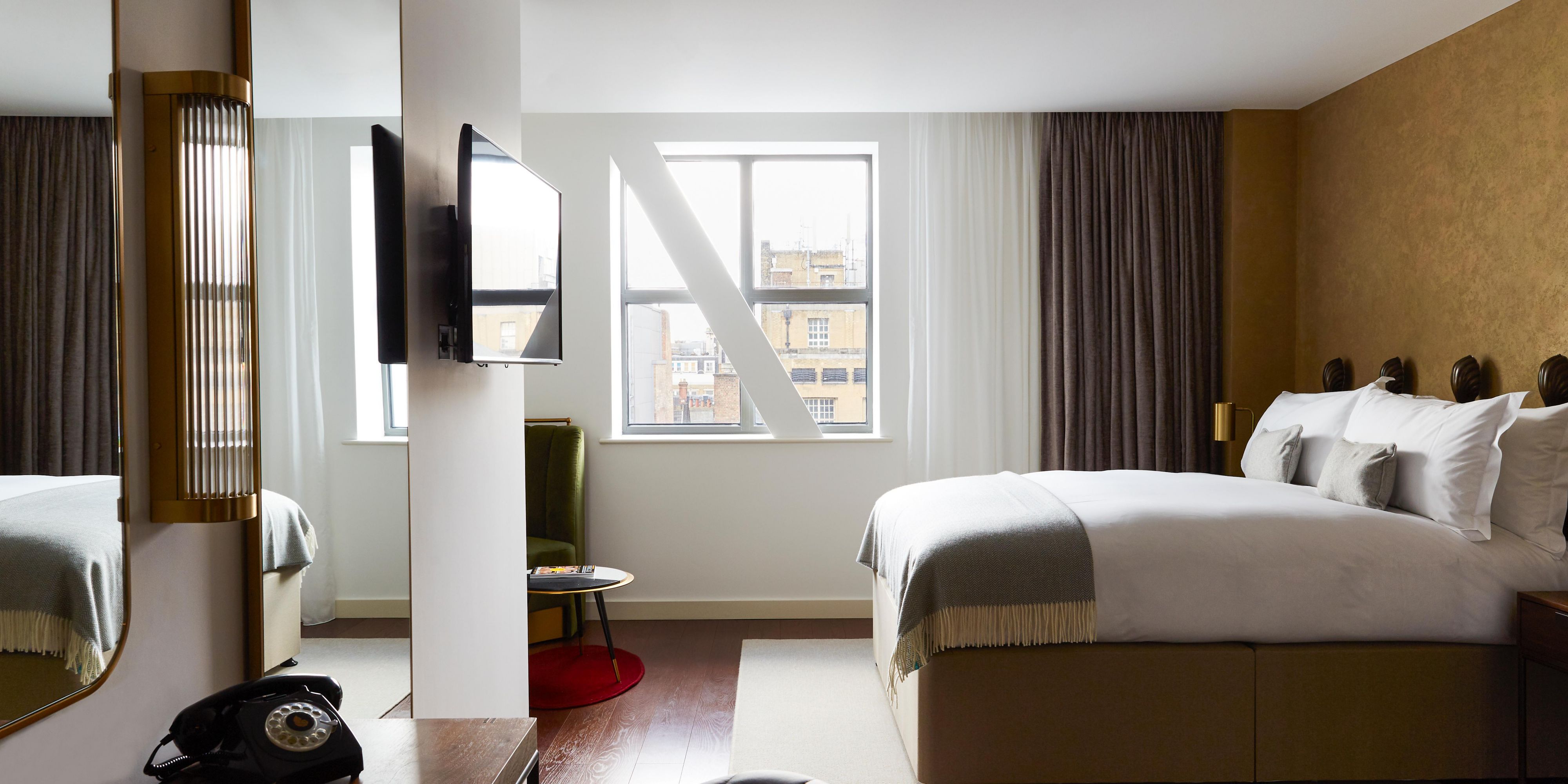 Spacious Contemporary Accessible Queen Guest Room with Hypnos Bed