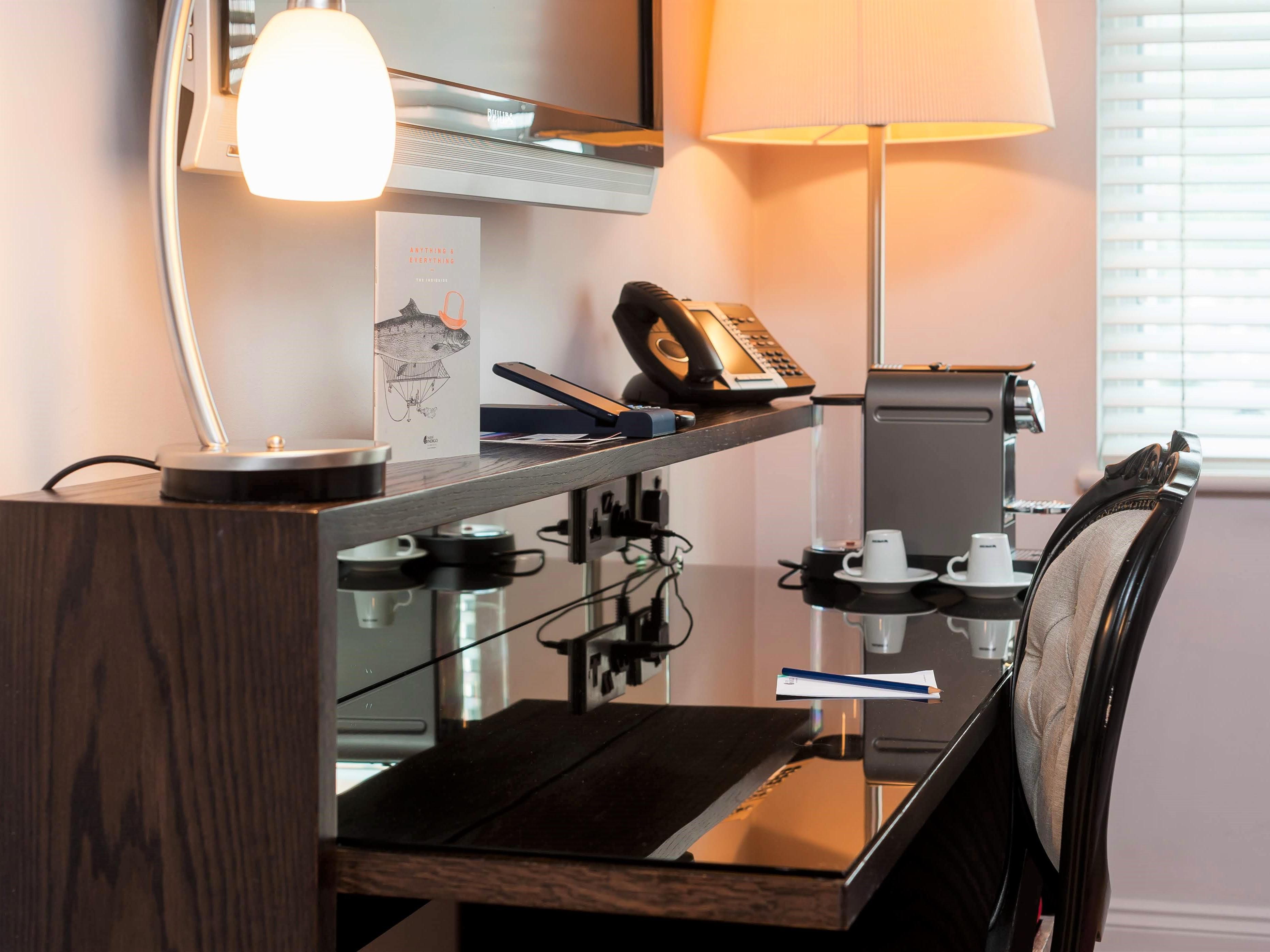 Work desk and chair perfect for business