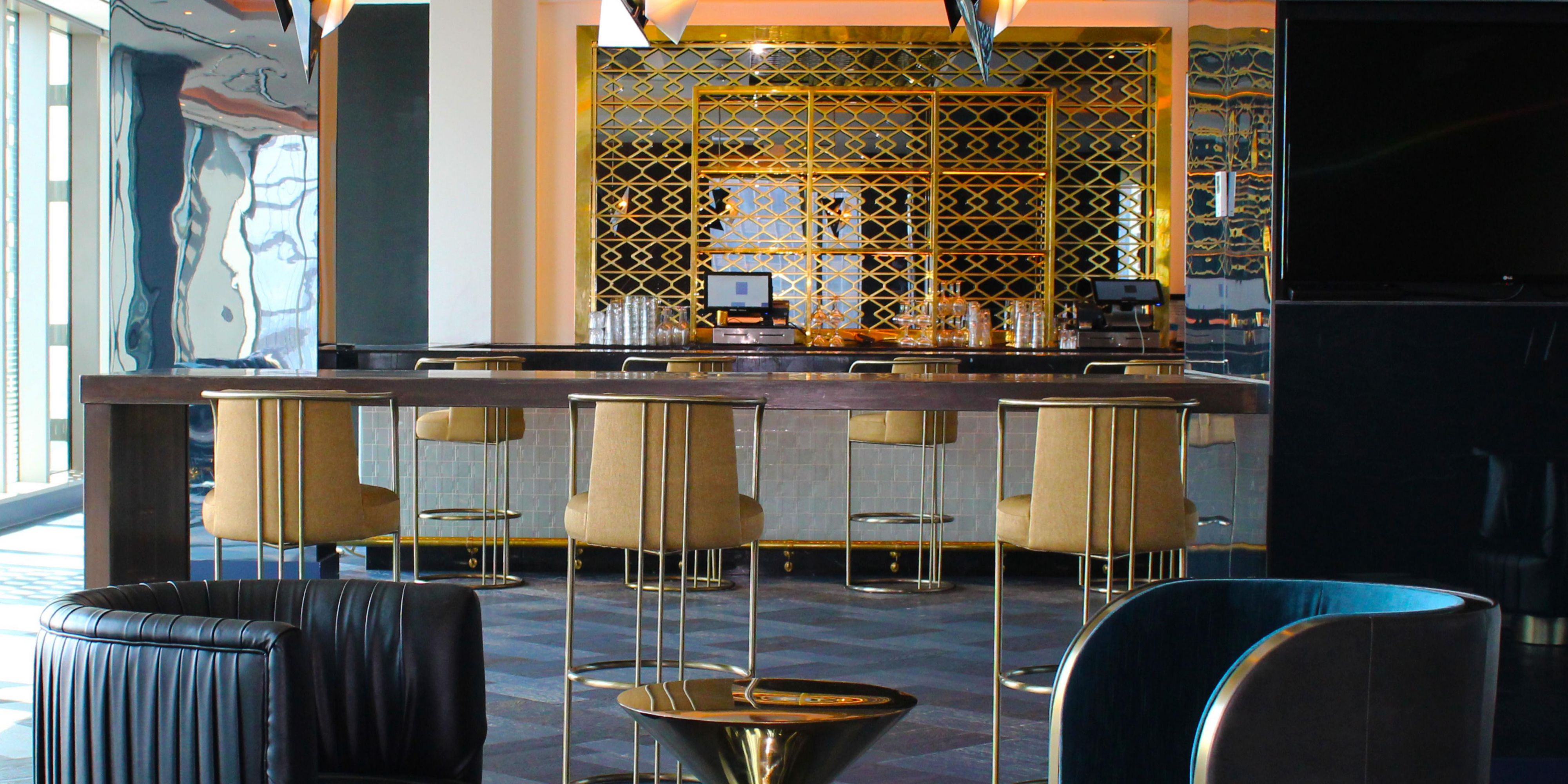 18 Social full-service bar