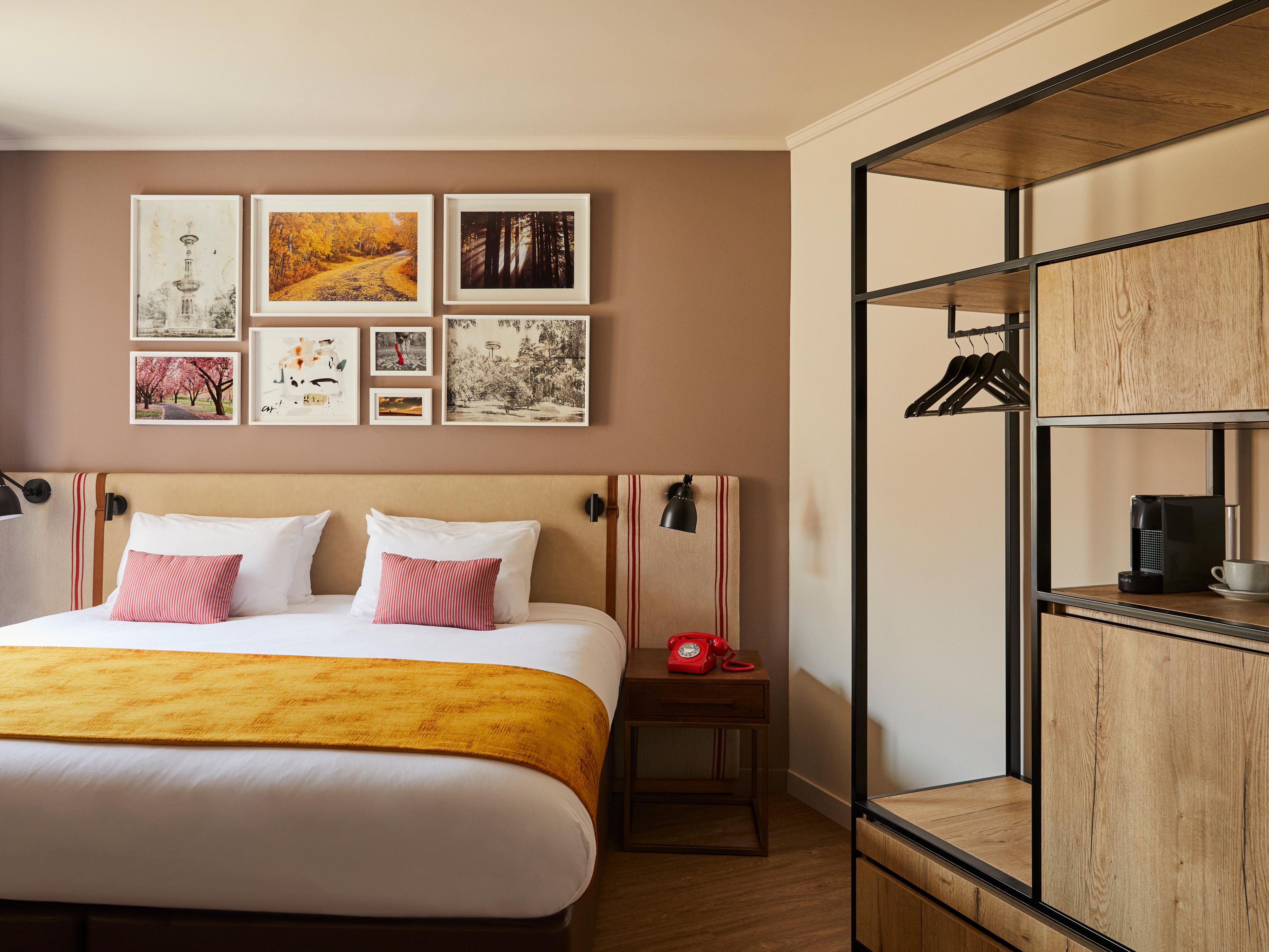 Superior with view Room