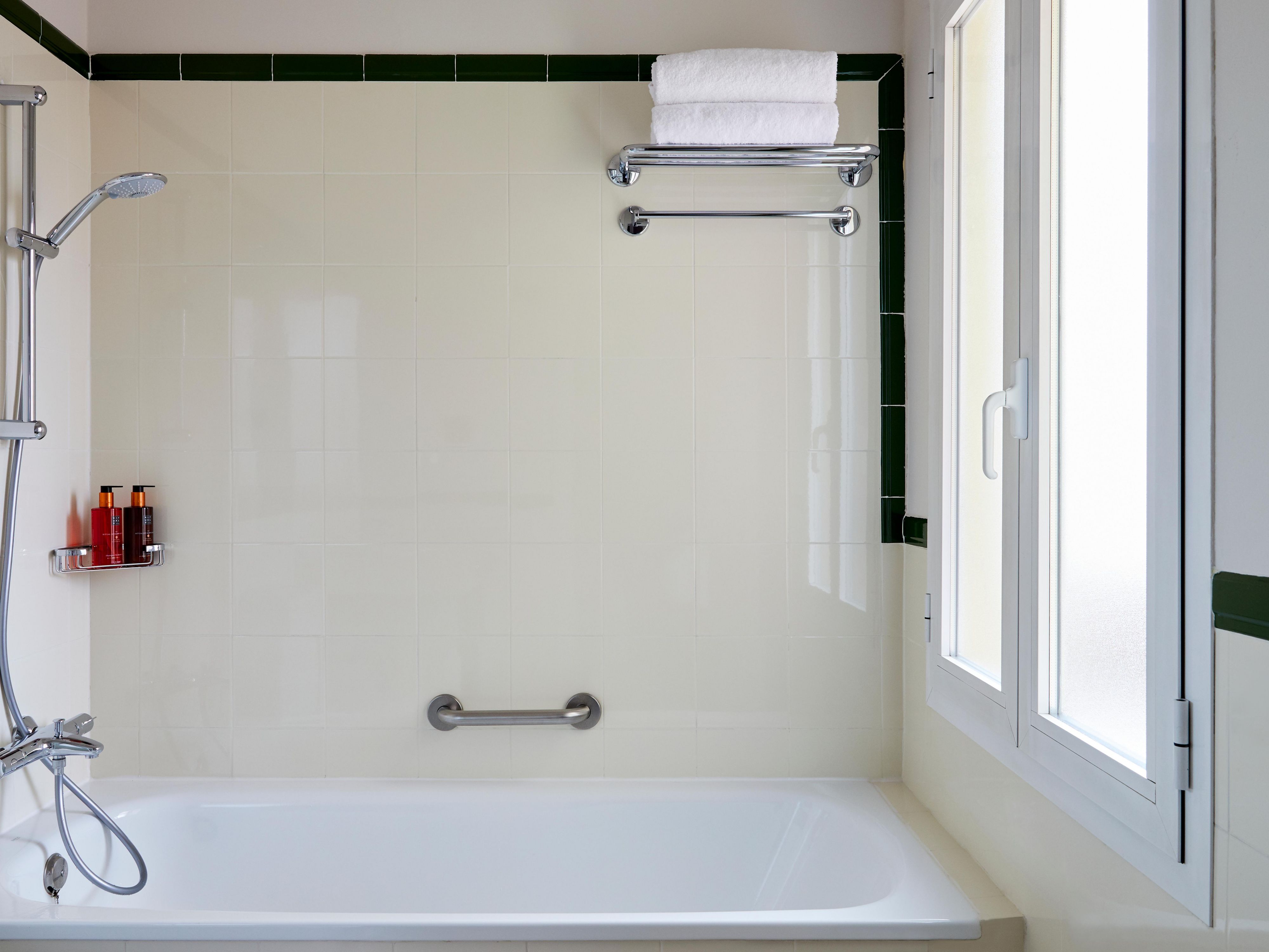 Standard Bathroom