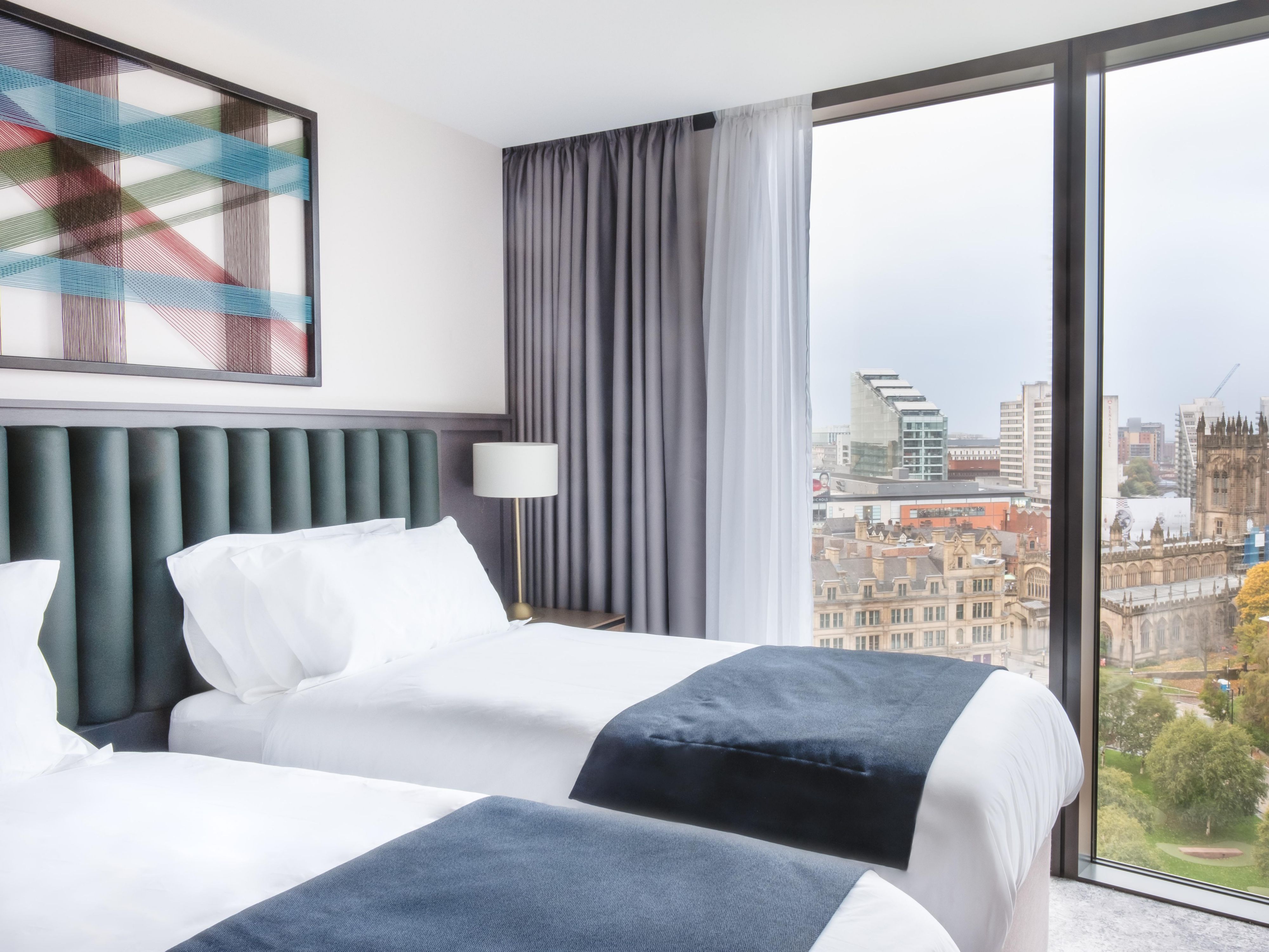 Comfortable Twin bedded room overlooking the city of Manchester