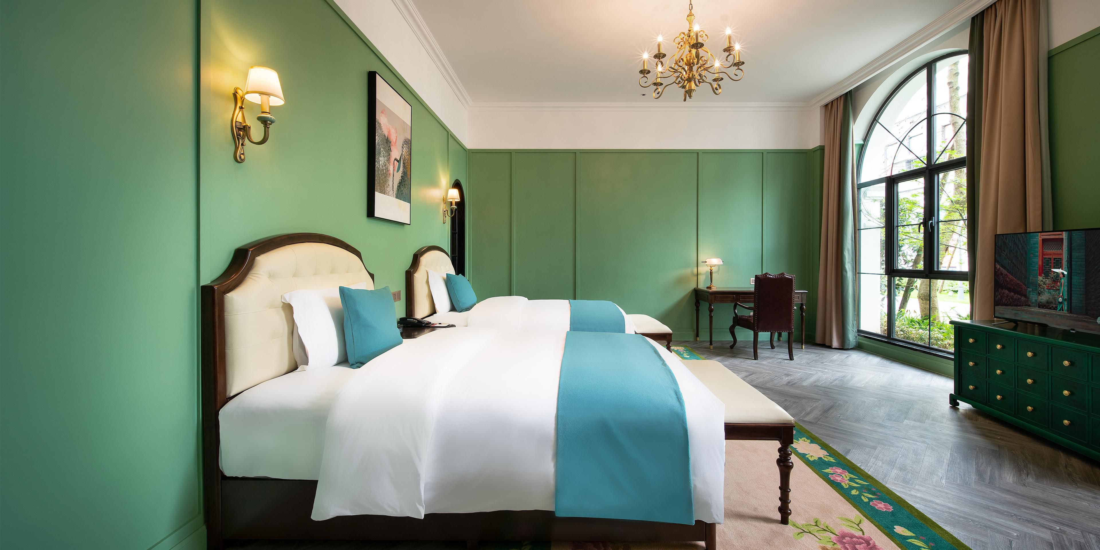 Premier Room