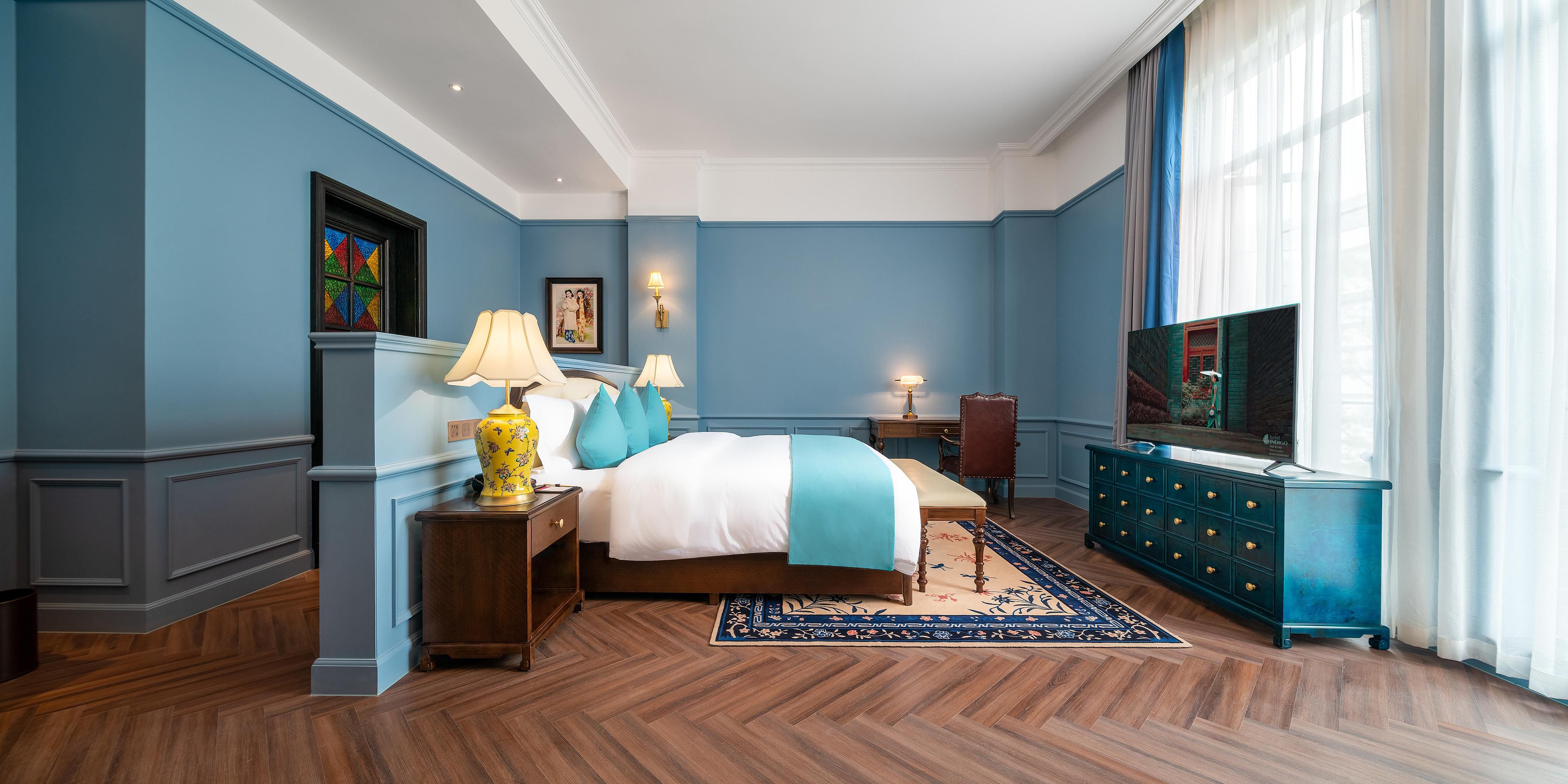 Feature Room