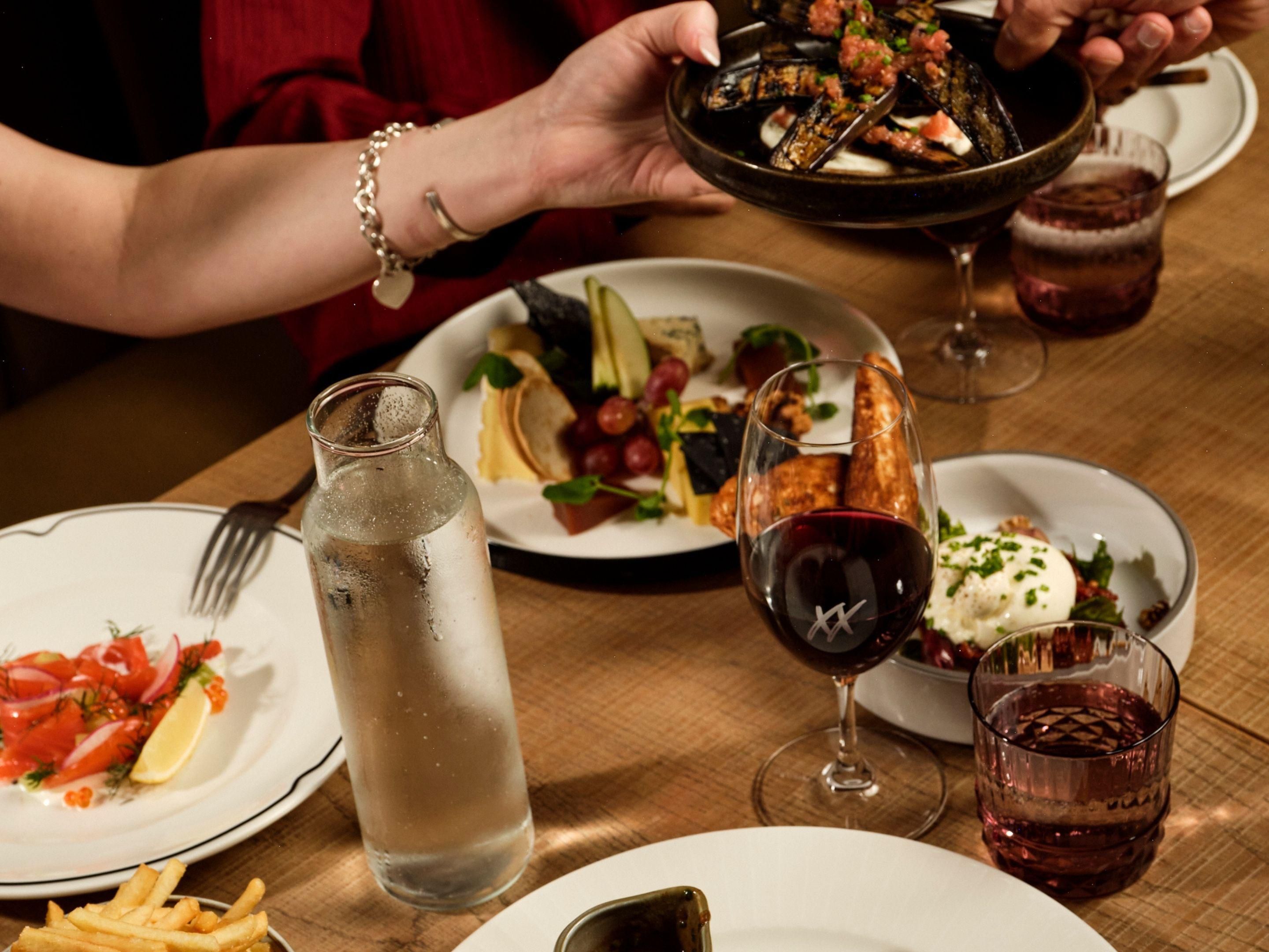 Bistrot Bisou, Sharing Style