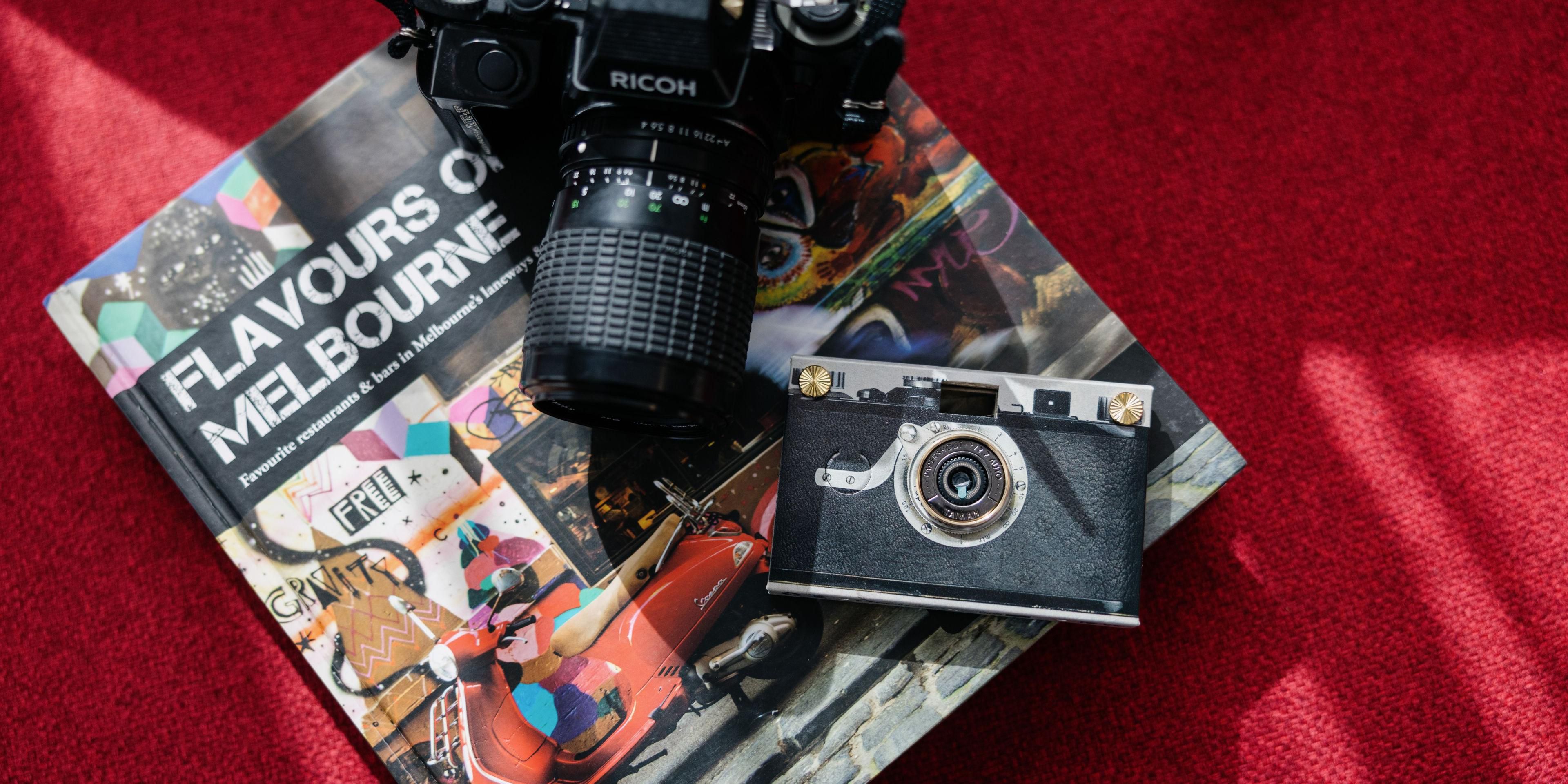 Guestoom features at Hotel Indigo Melbourne Flinders
