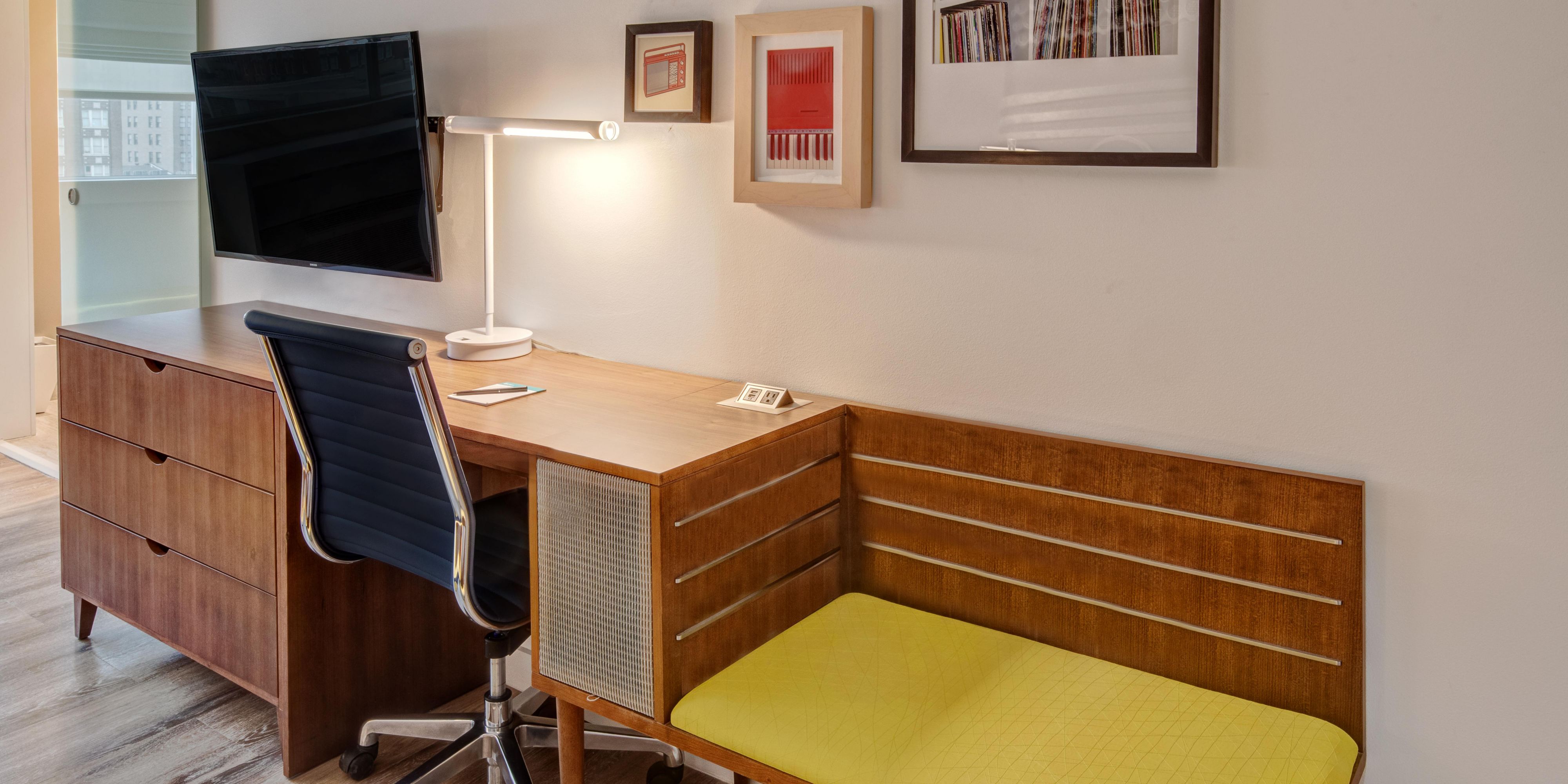 Enjoy the mid-century modern design at Hotel Indigo Memphis 