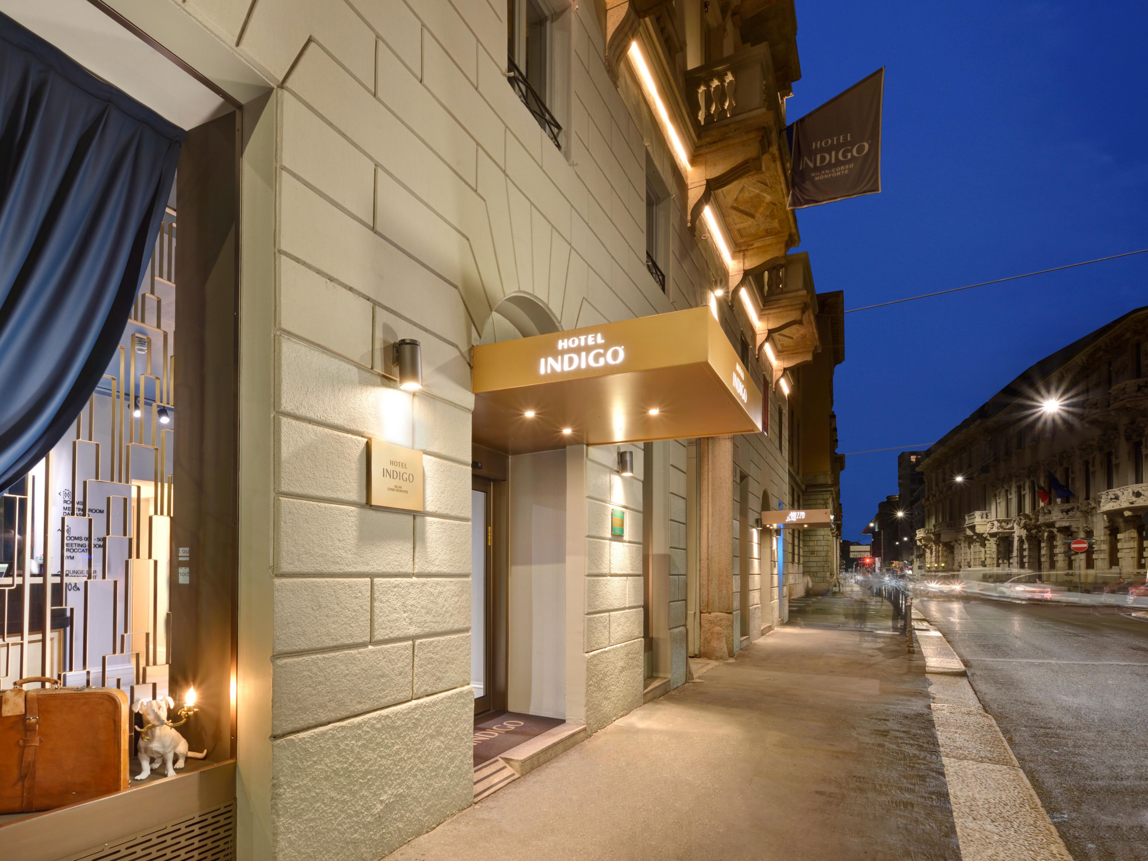 Hotel Indigo Milan entrance in Corso Monforte 27