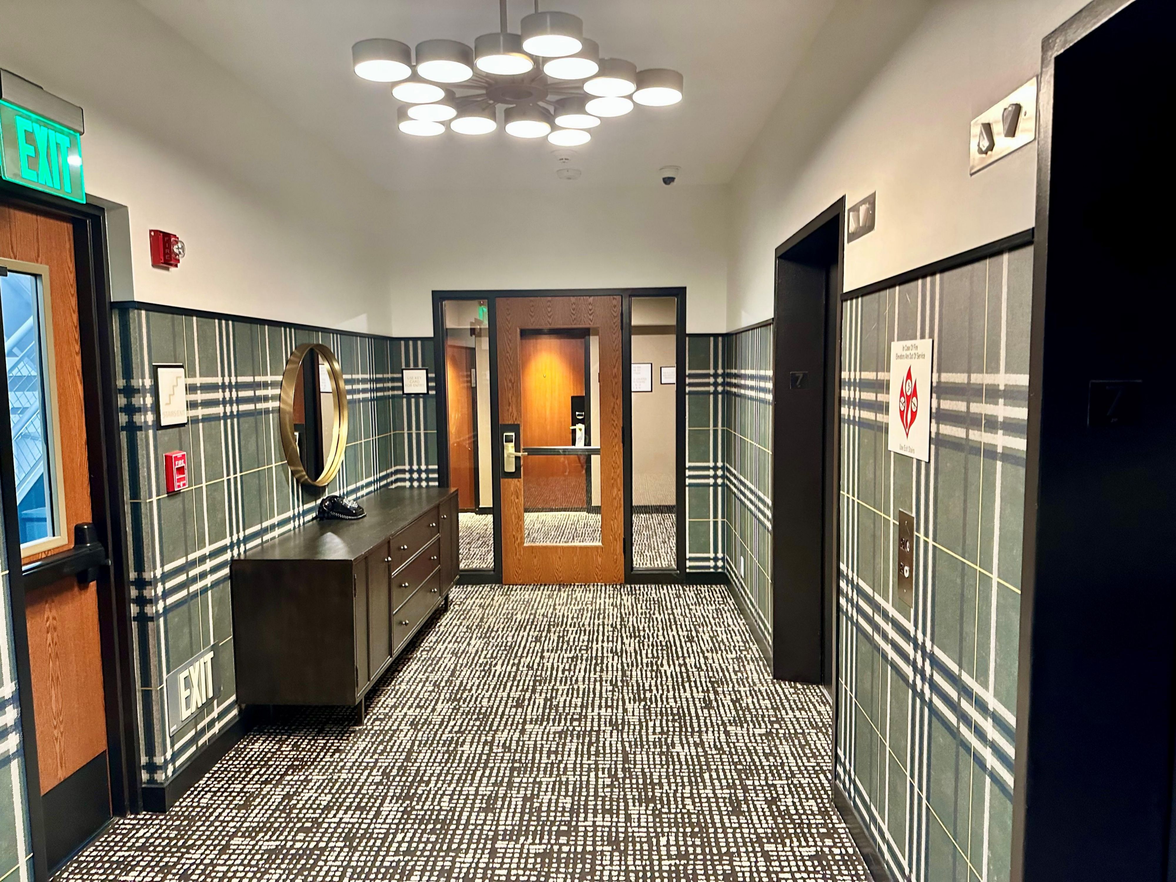 Guest floor elevator lobby 
