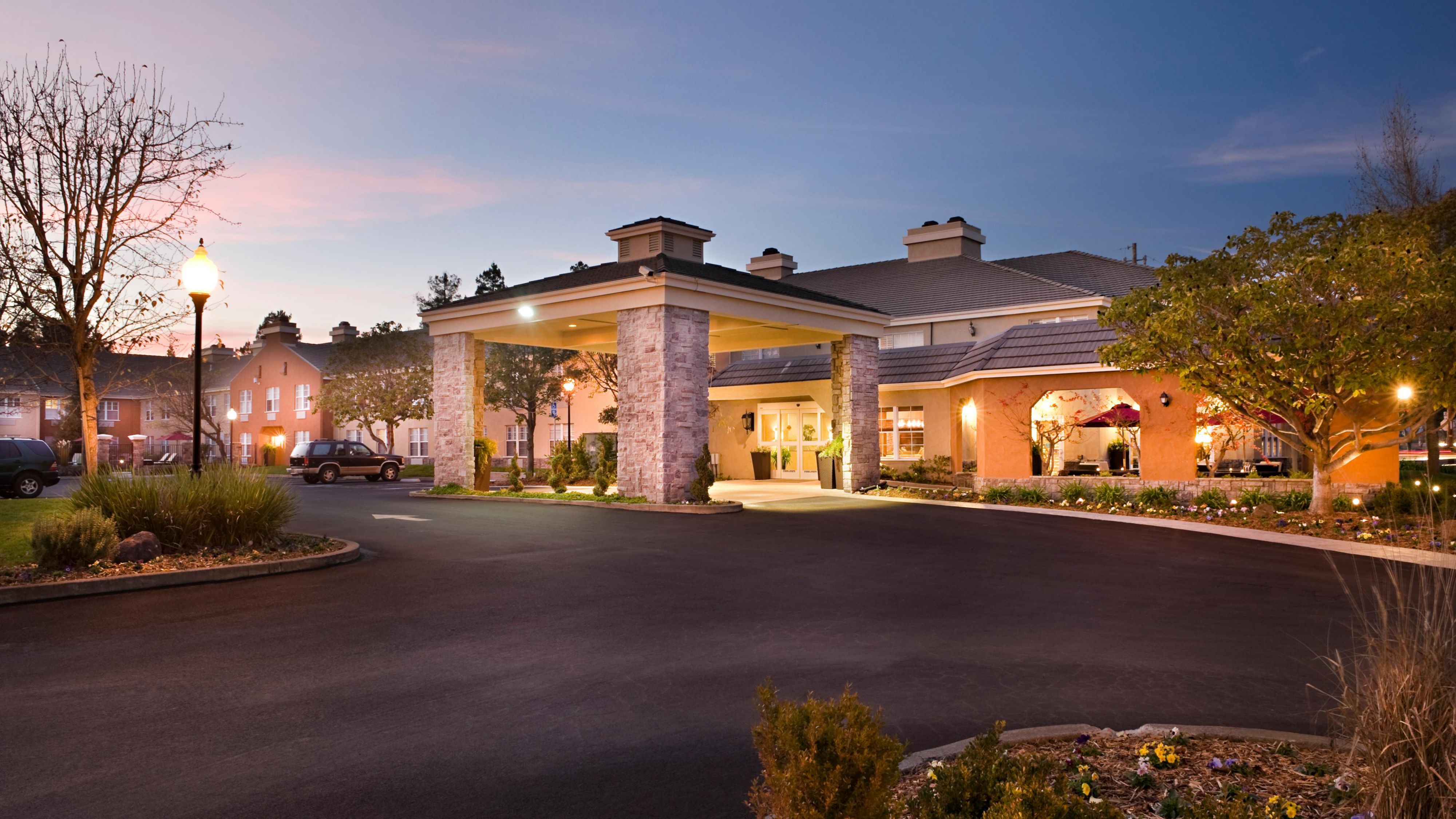 Best Food Destinations & Experiences | IHG Hotels & Resorts