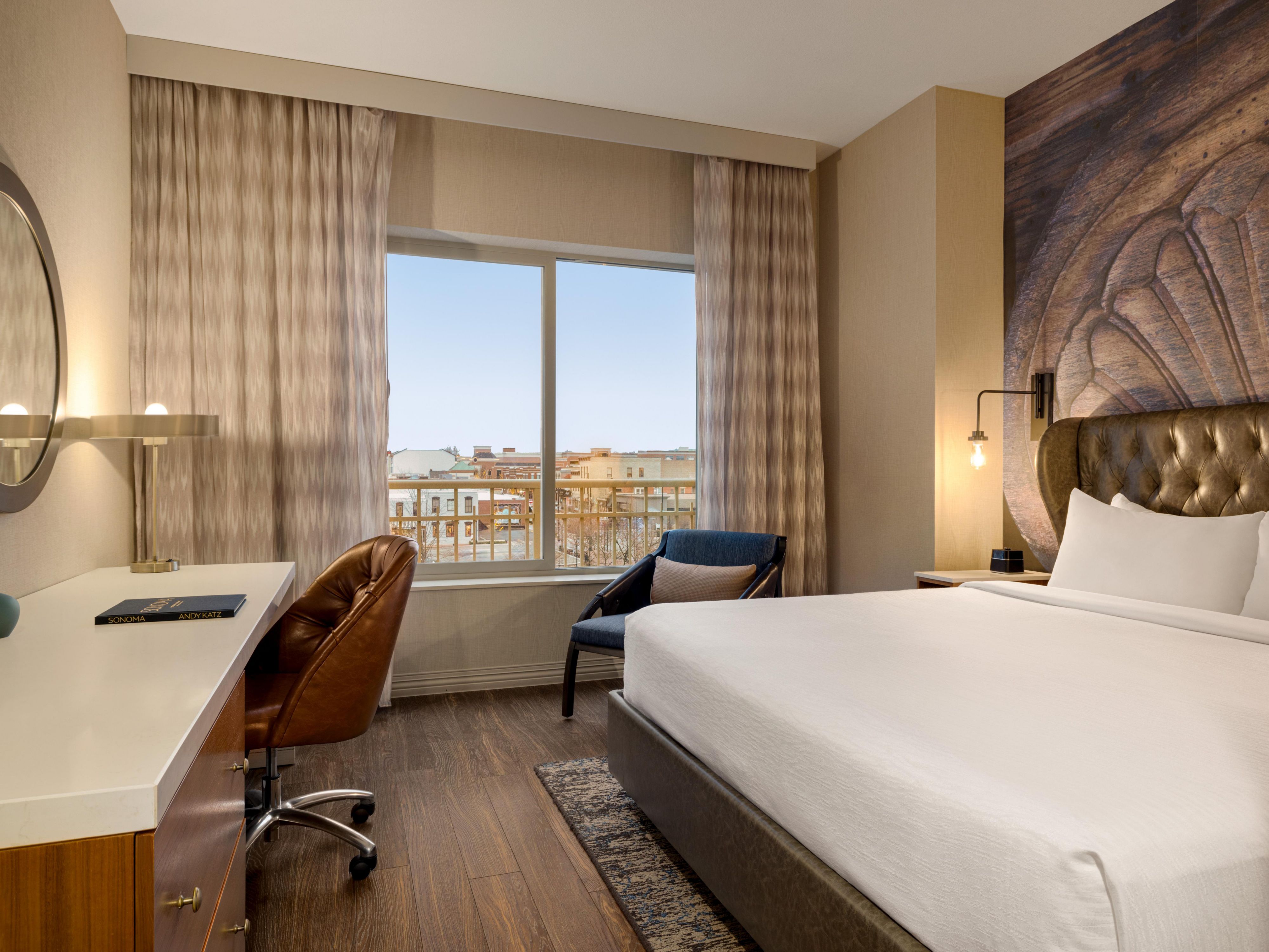 Book our king guest room for convenience and comfort. 