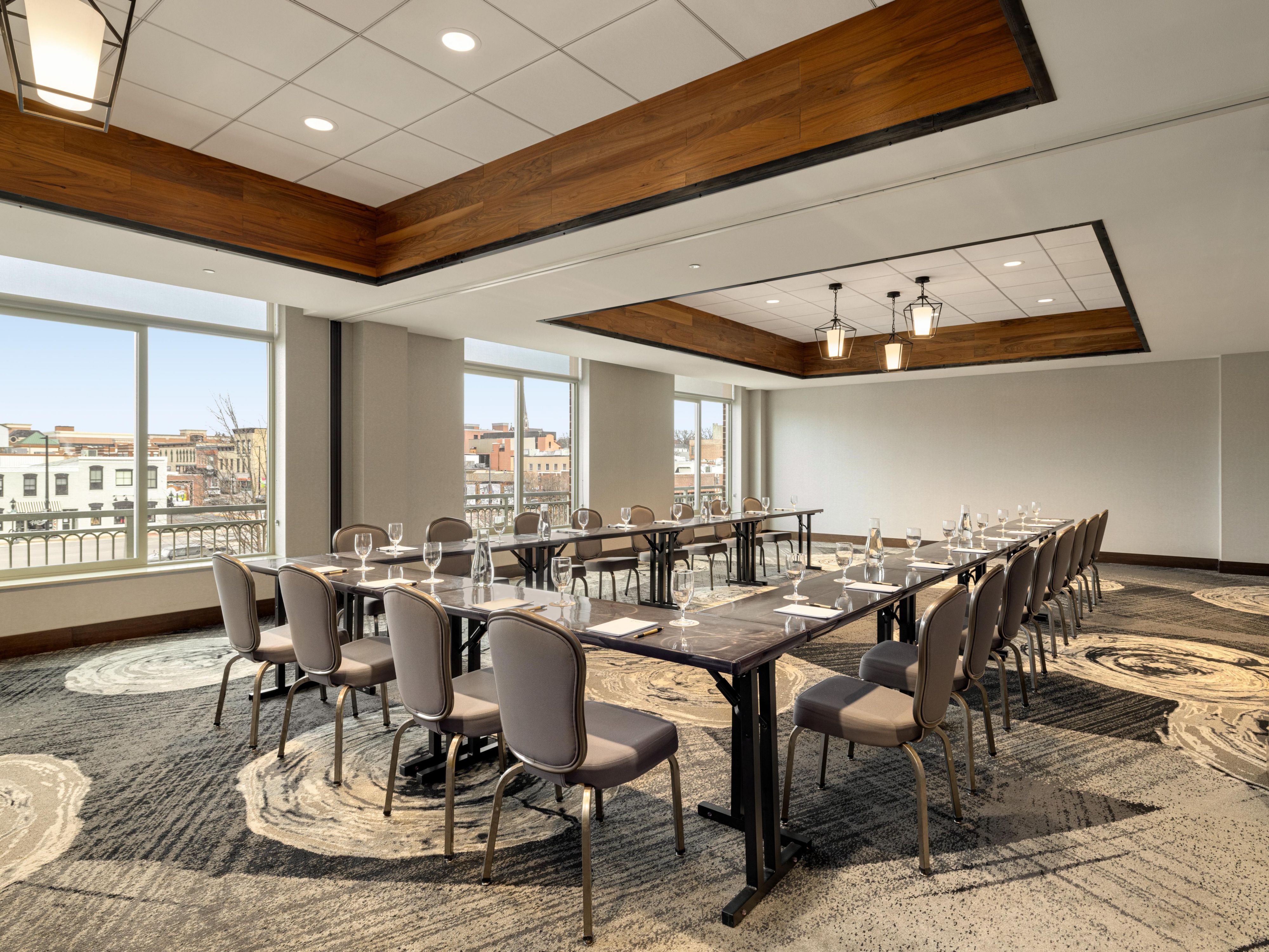 A modern space perfect for your business meetings.