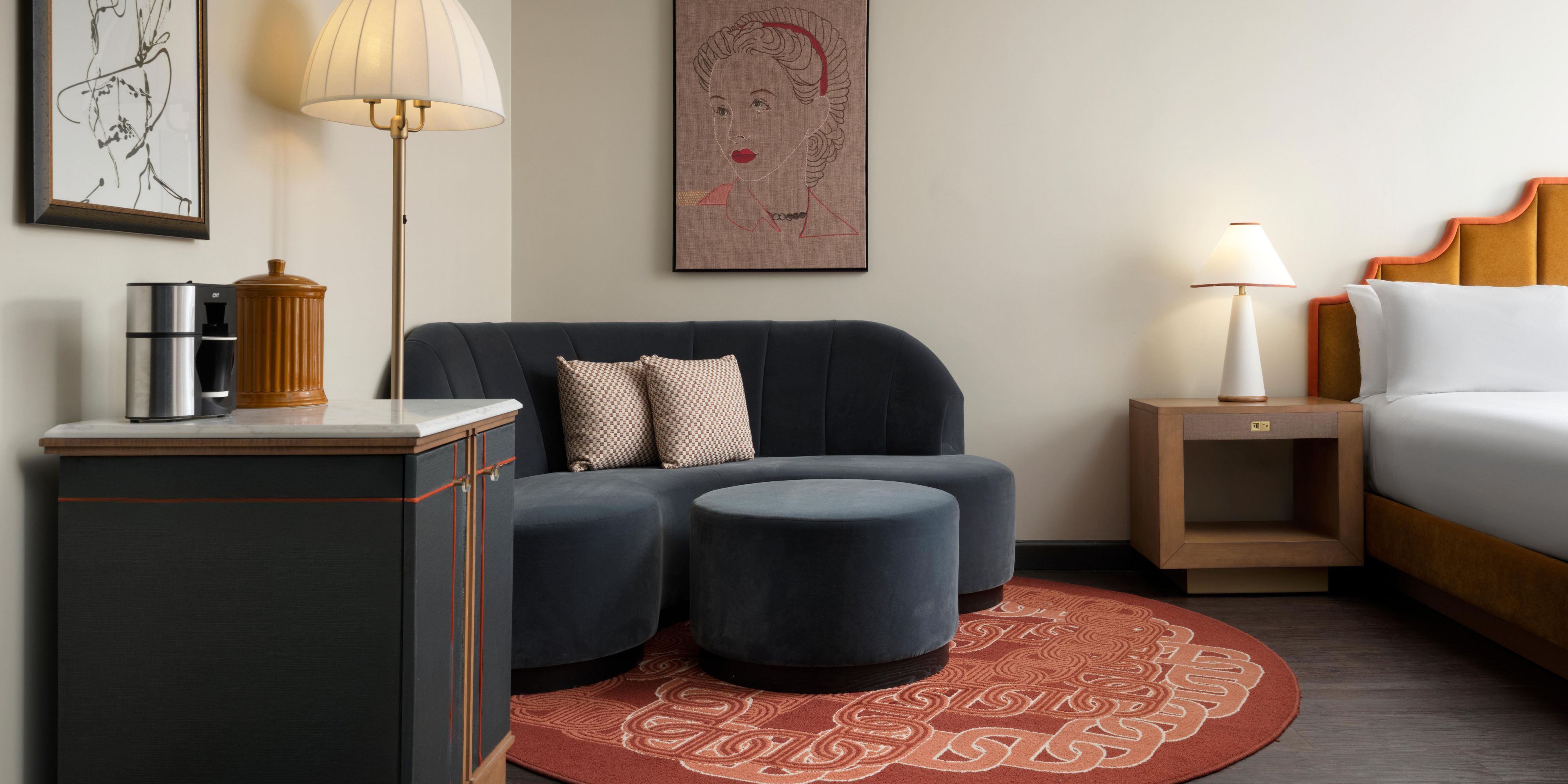 Bold, Modern Sitting Area Available in Select King Suites