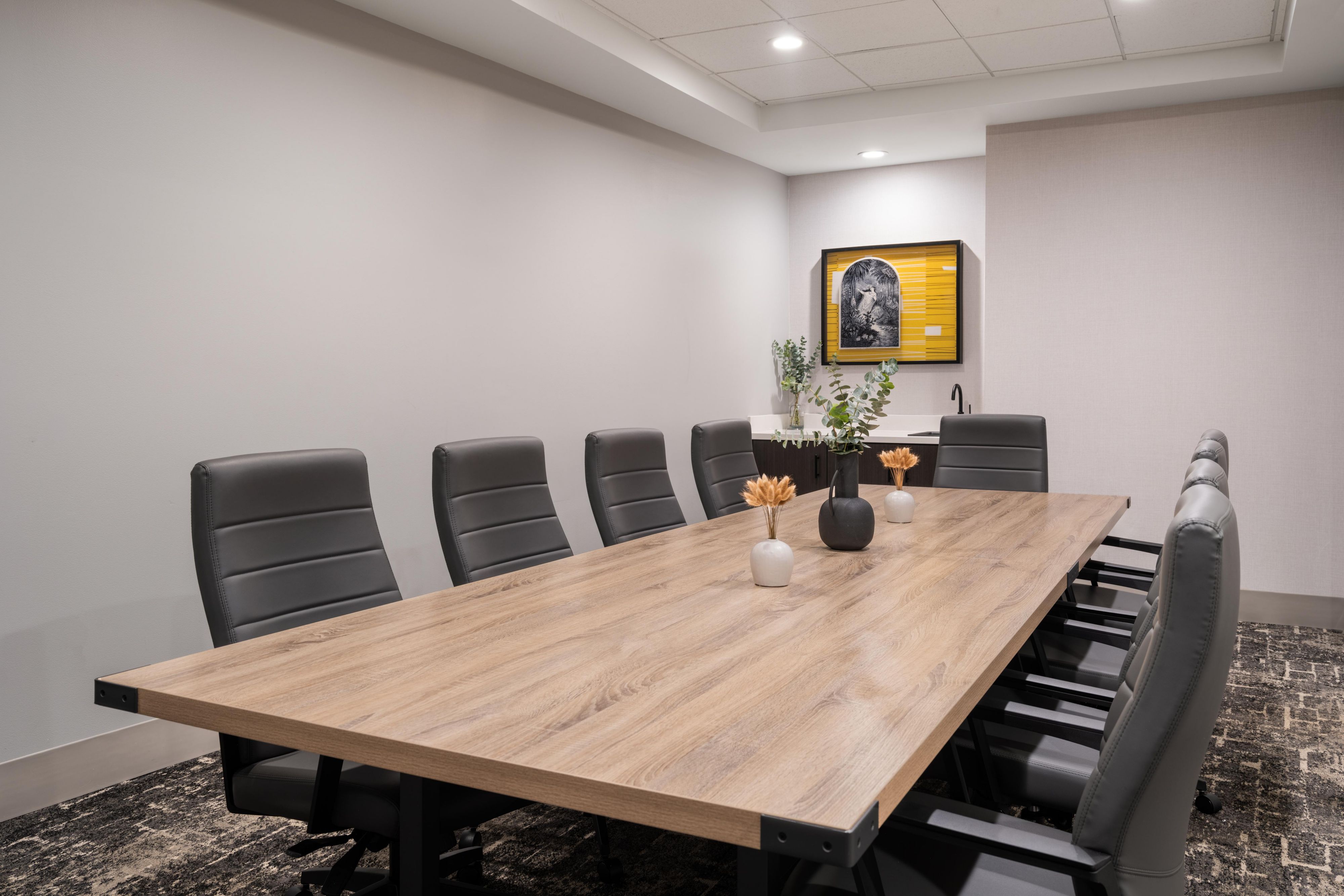 hot 8 meeting room