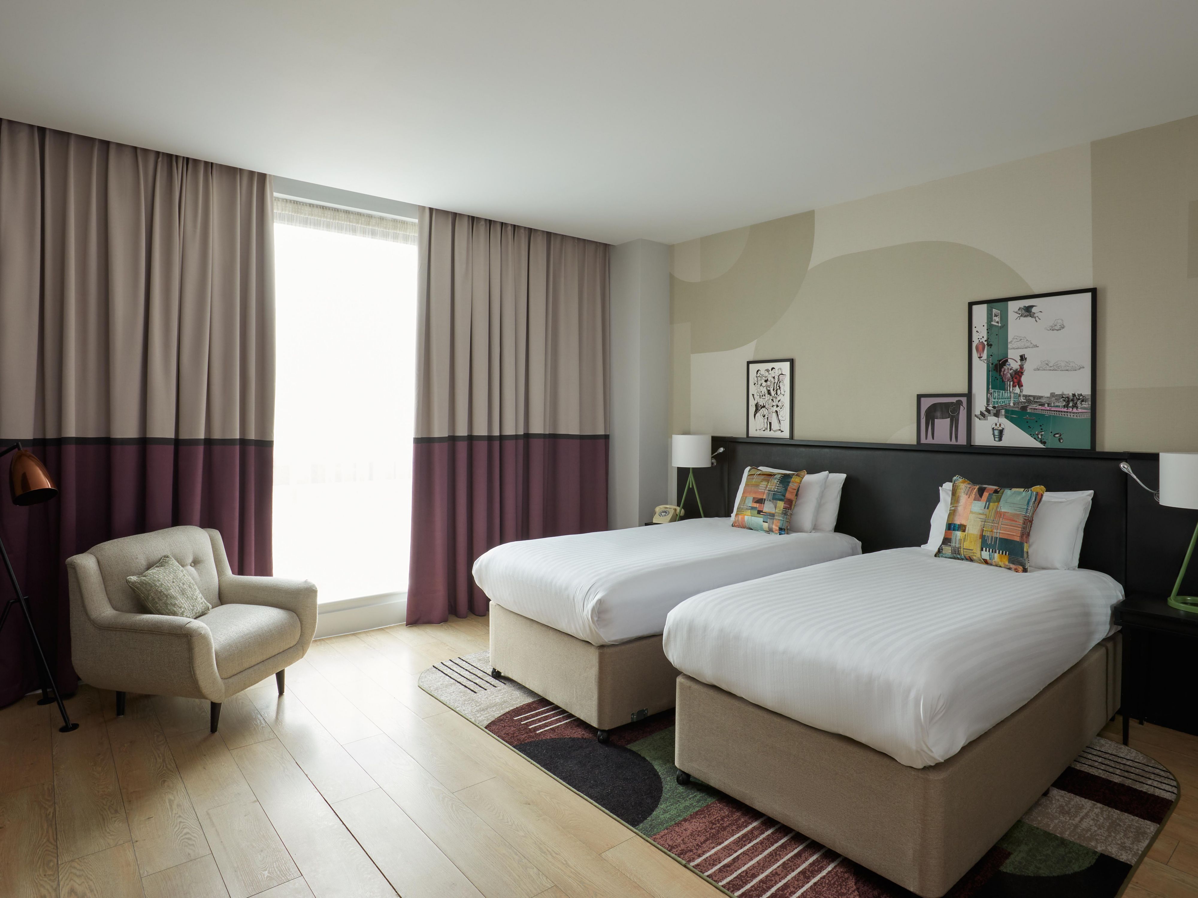 Spacious Room with Twin Beds