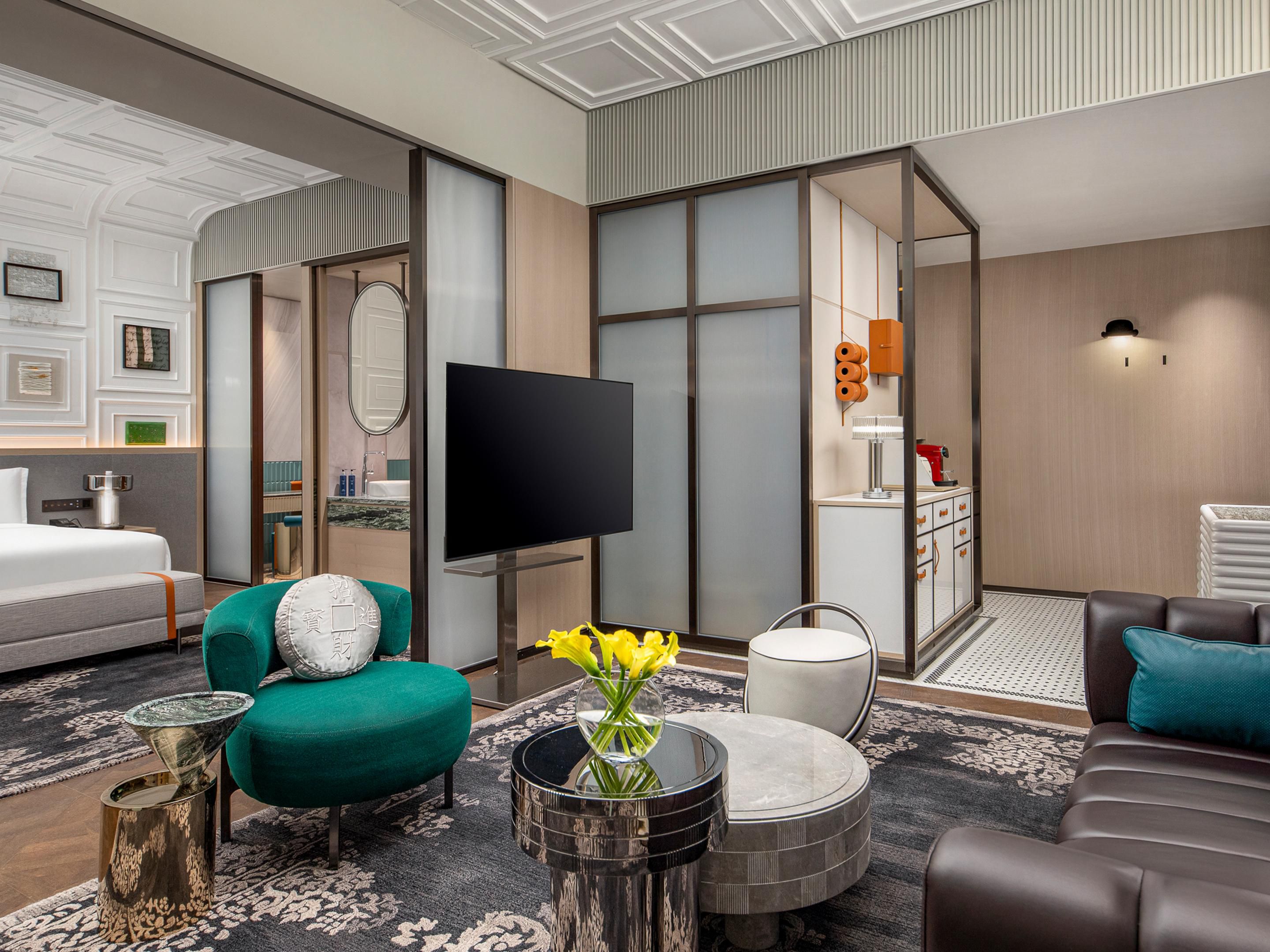 Guest Room