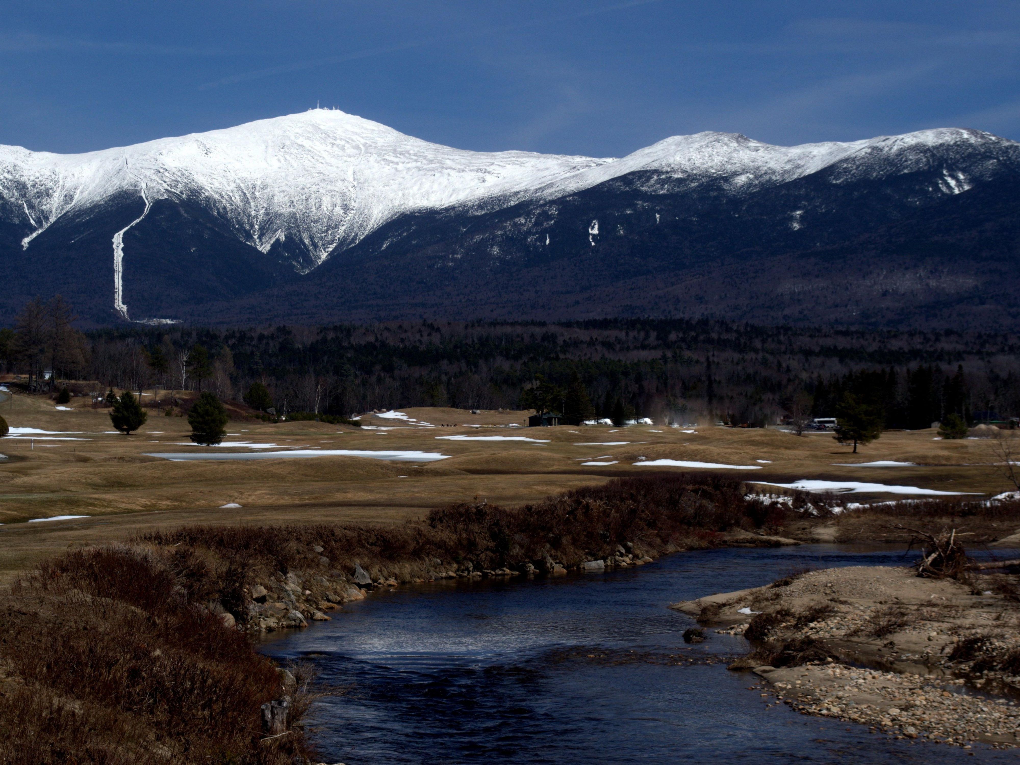 A gorgeous view of Mount Washington is included with every stay.
