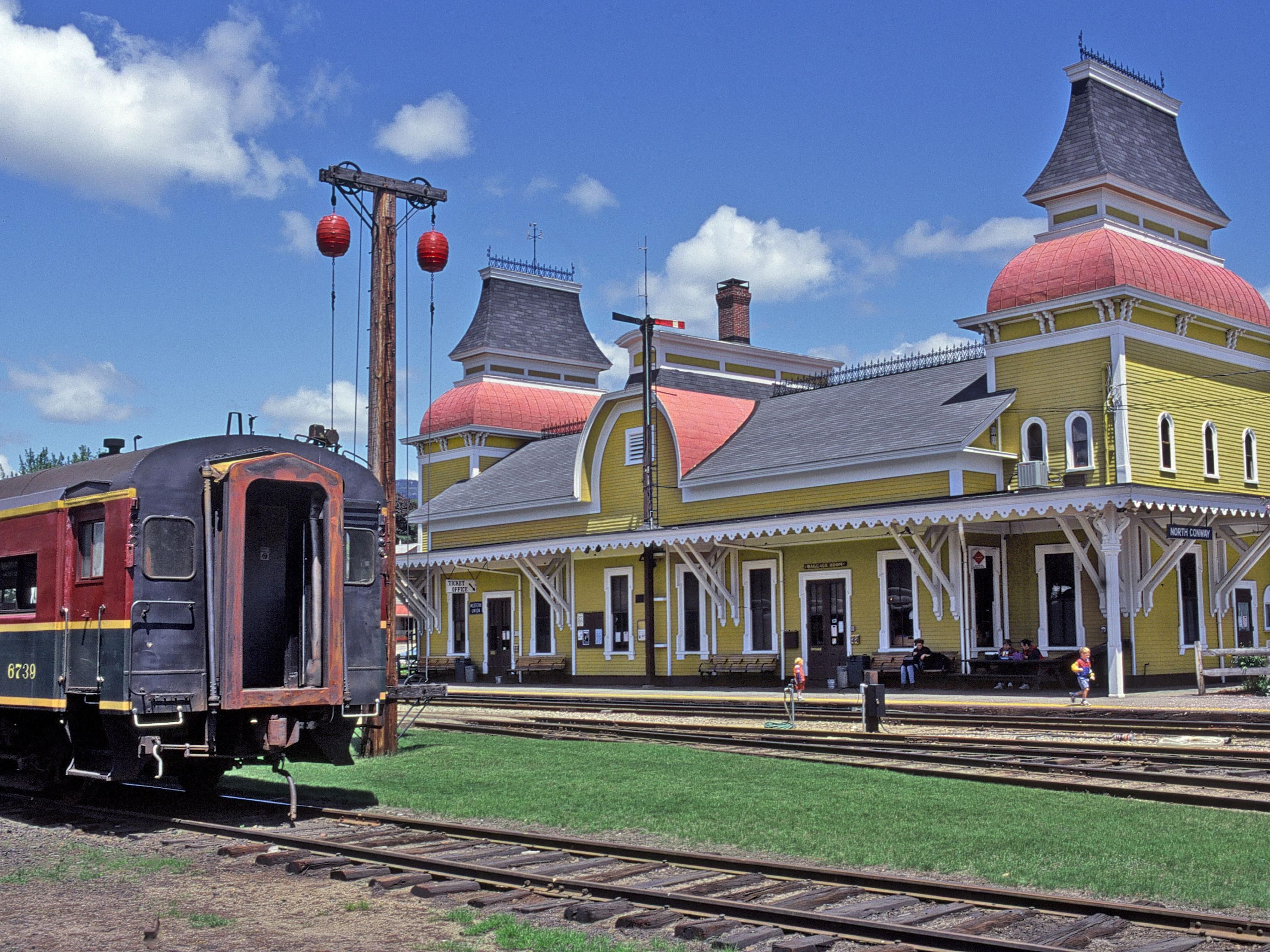 All aboard! North Conway’s train station is pure mountain charm.