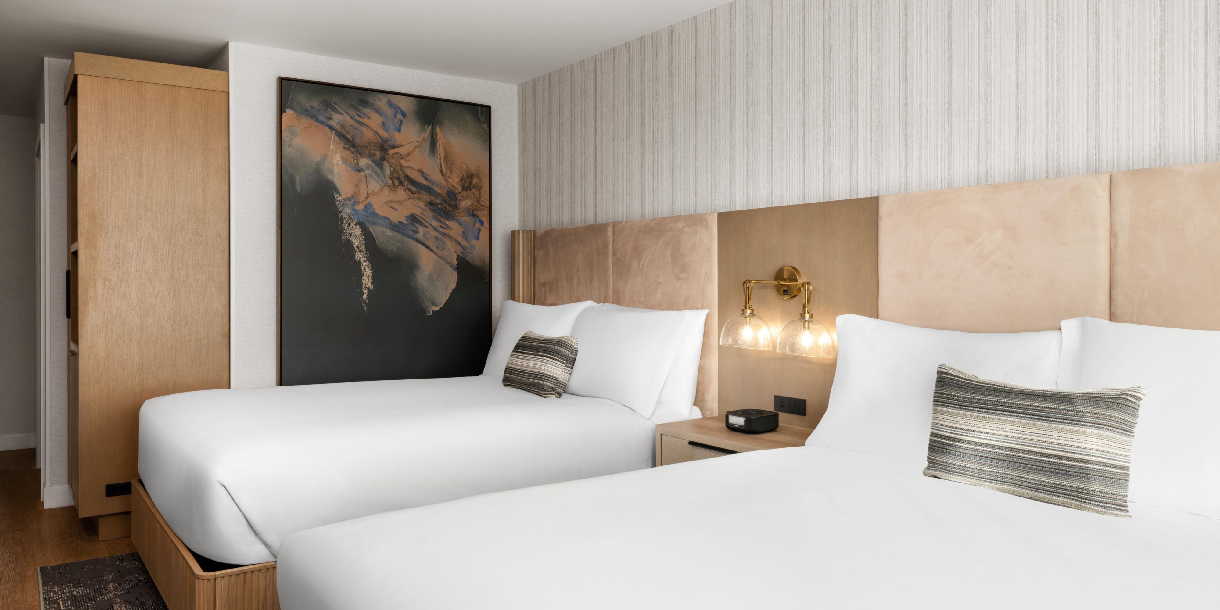 Queen Bed Guest Room