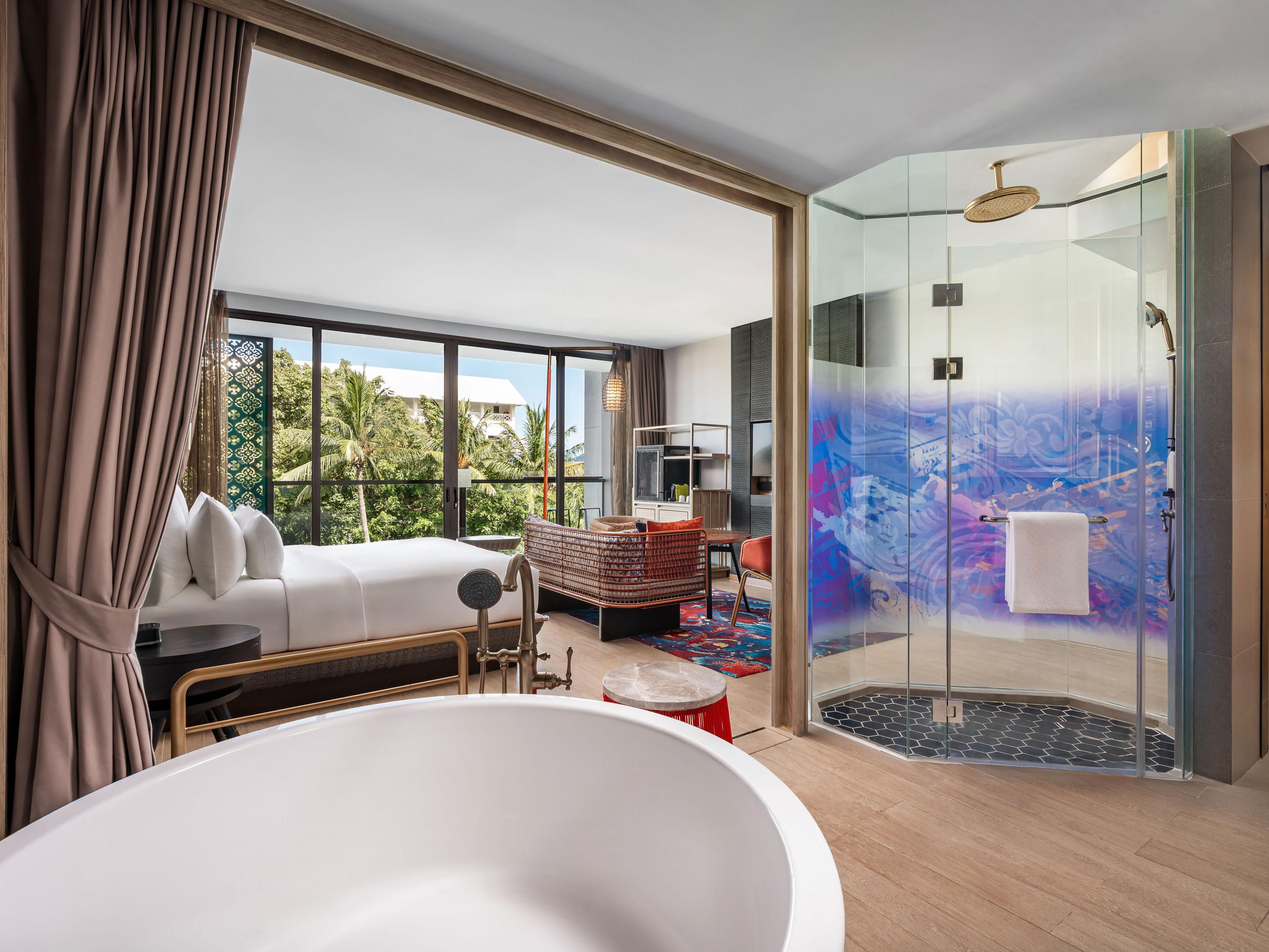 1 King Suite Garden View
