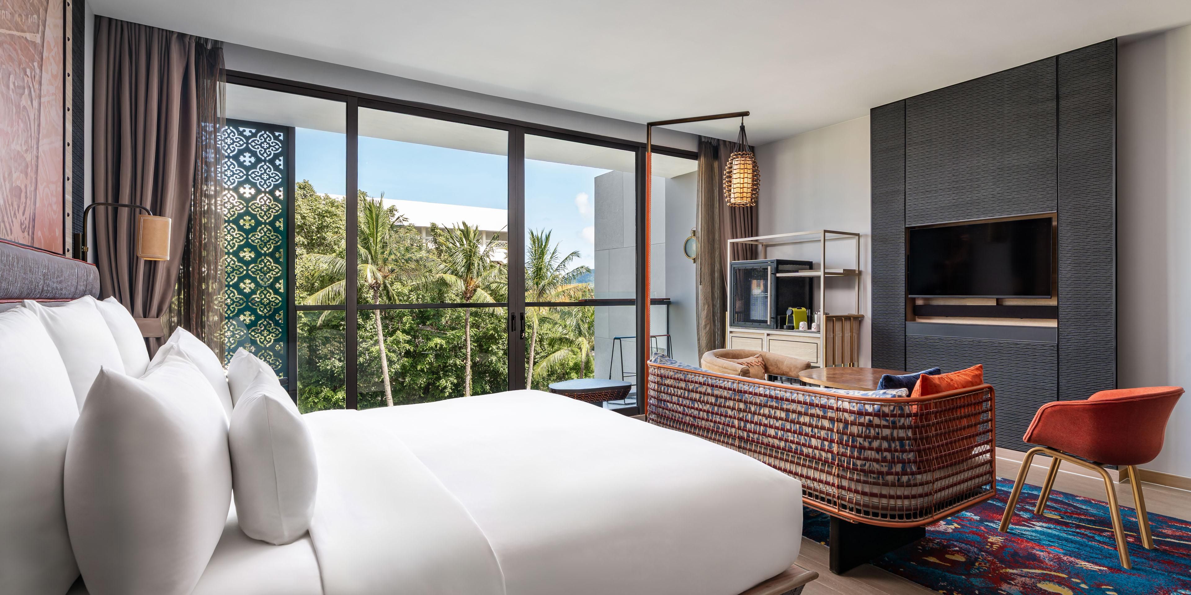 1 King Suite Garden View