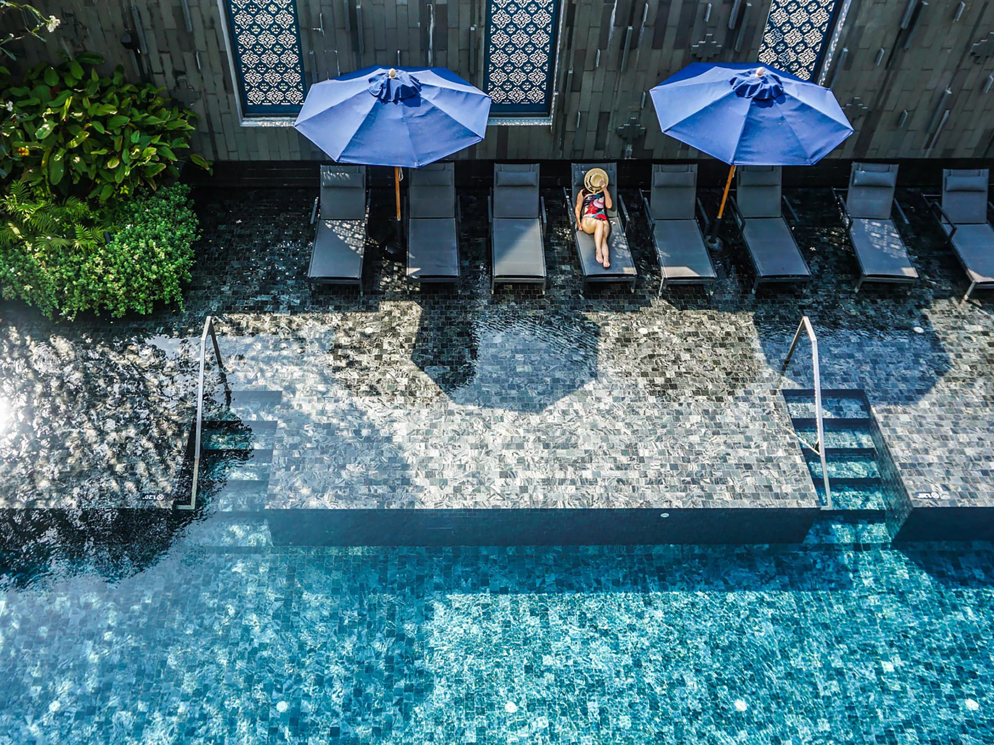 Oasis Pool Design Feature