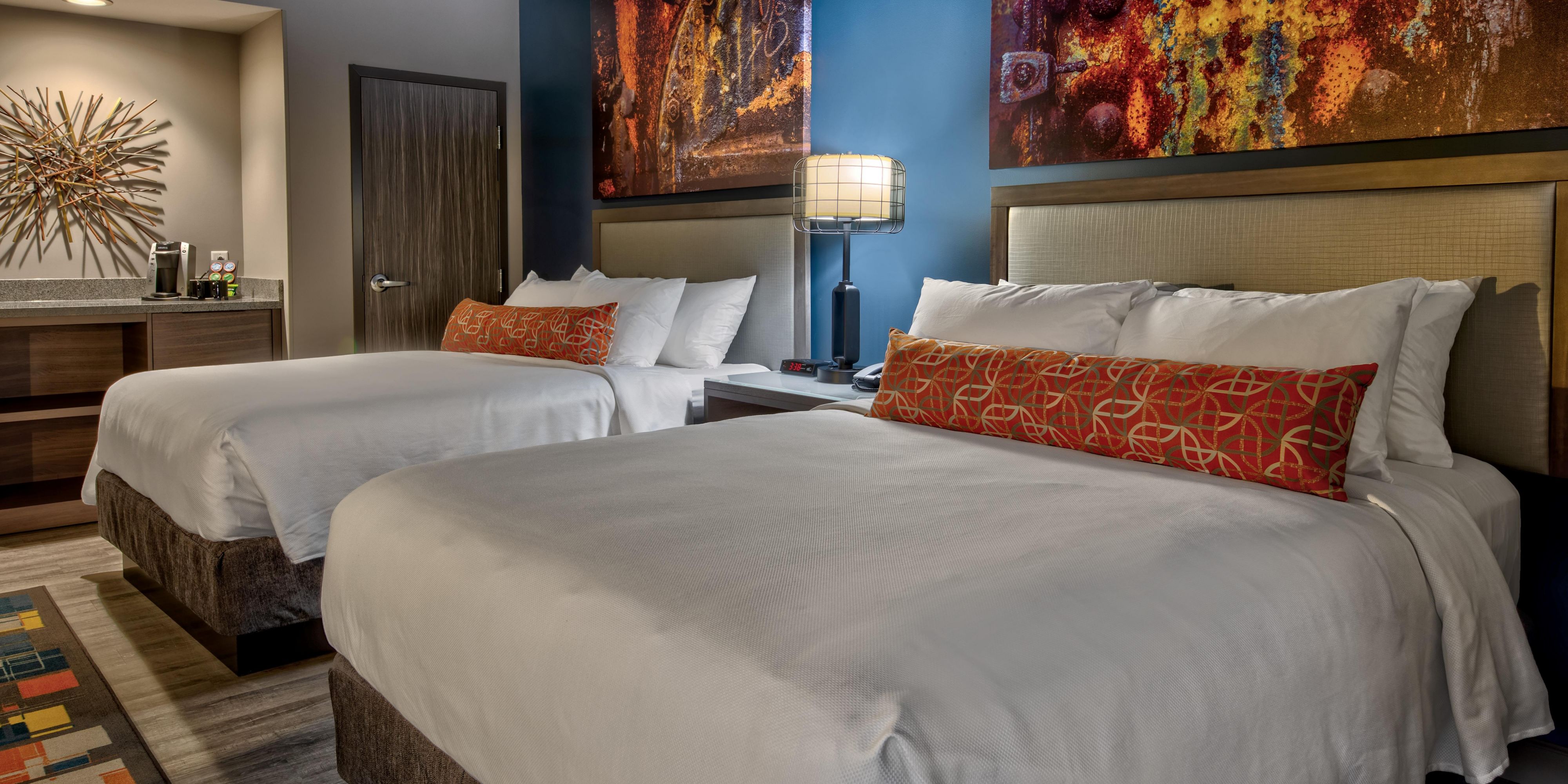 If you’re looking for extra space, book our 2 Queen Guestroom.