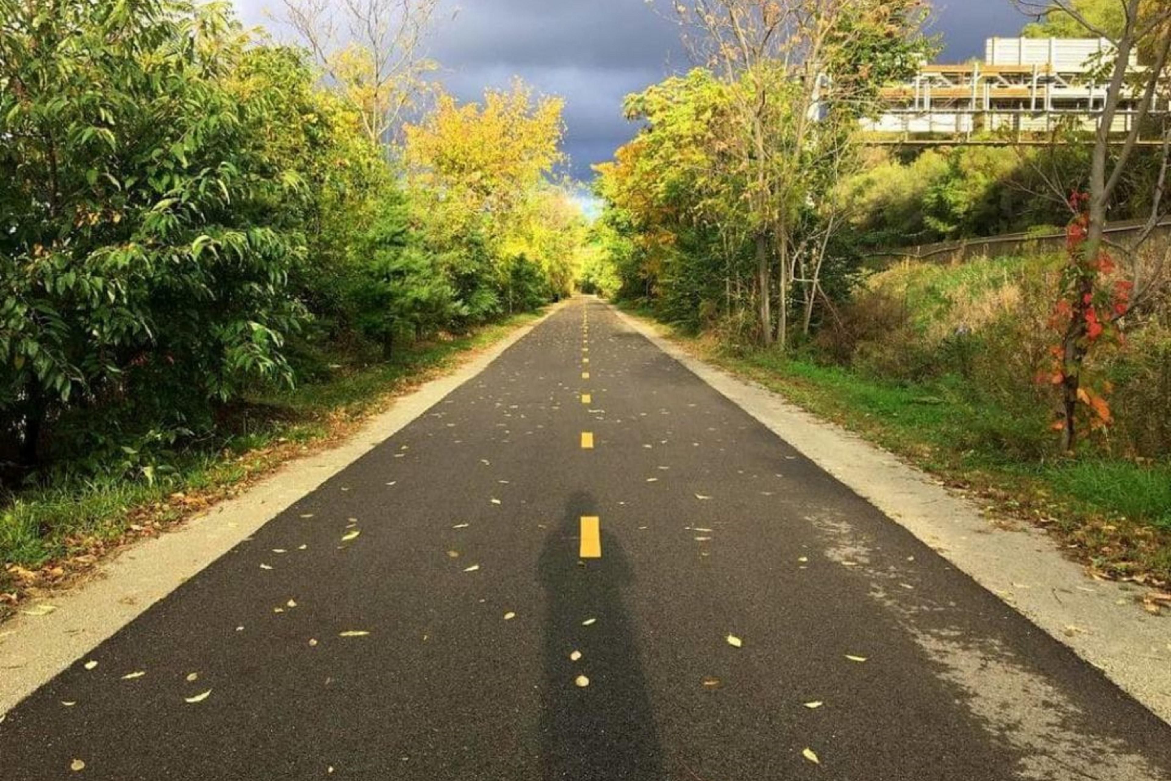 The Three Rivers Heritage Trail is a combination of the best biking trails throughout the city. A scenic, 24-mile paved trail along the Pittsburgh riverfront used for walking, running, and biking. Eliza Furnace Trail conveniently runs directly alongside Hotel Indigo Pittsburgh University Oakland.