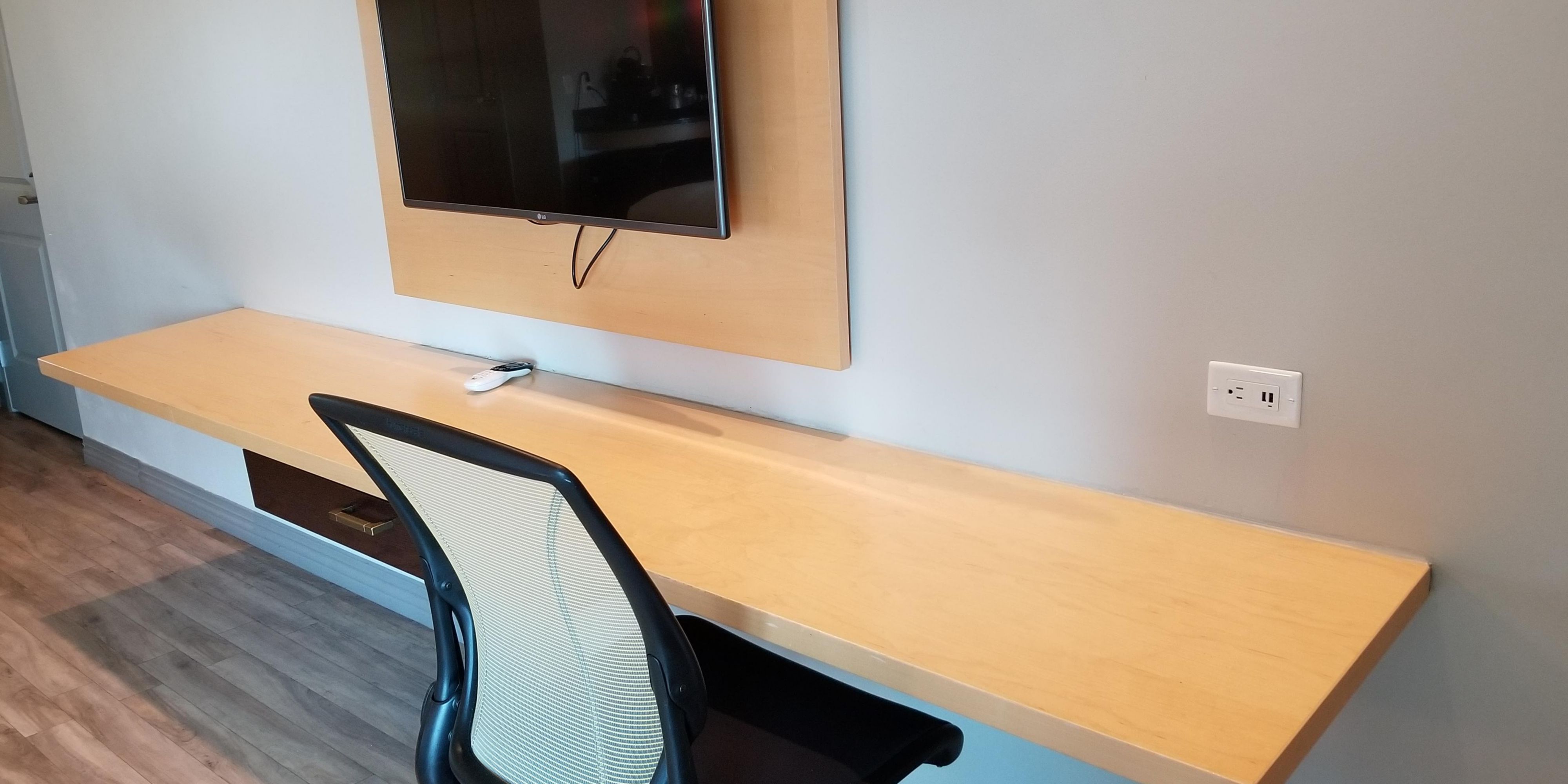 Room Feature