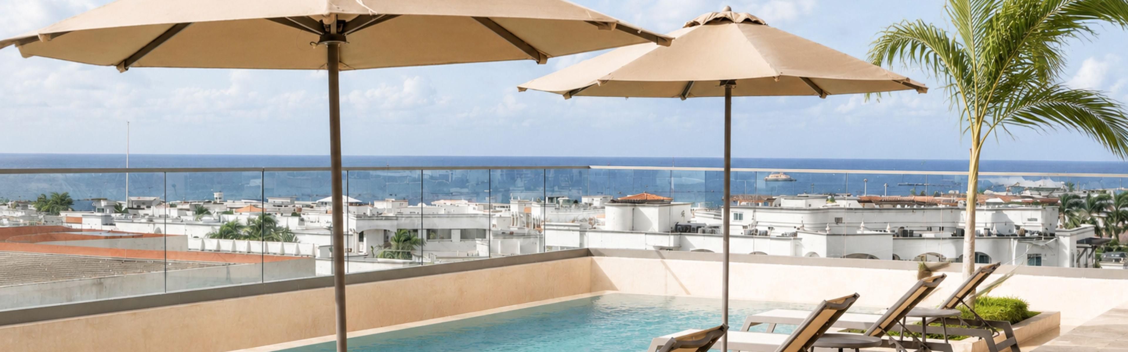 $ hotelInfo.mediaDetails.welcomePhotos.primaryPhoto.caption}